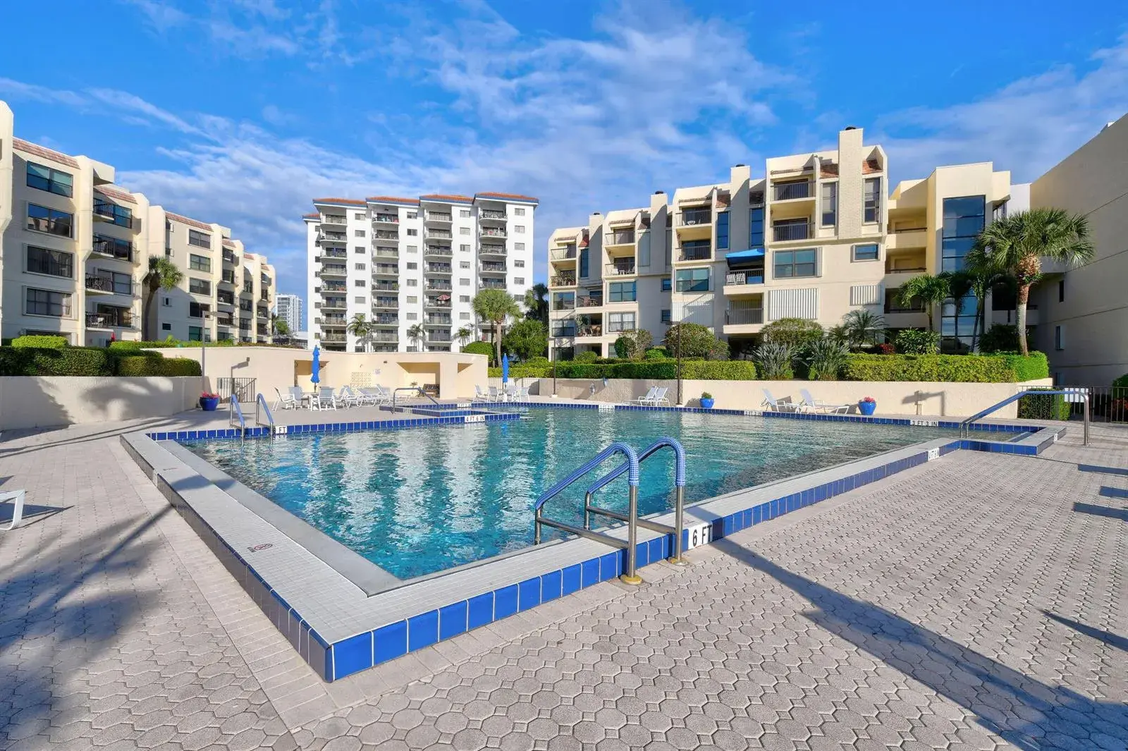 364 Golfview Road # 506, North Palm Beach FL 33408