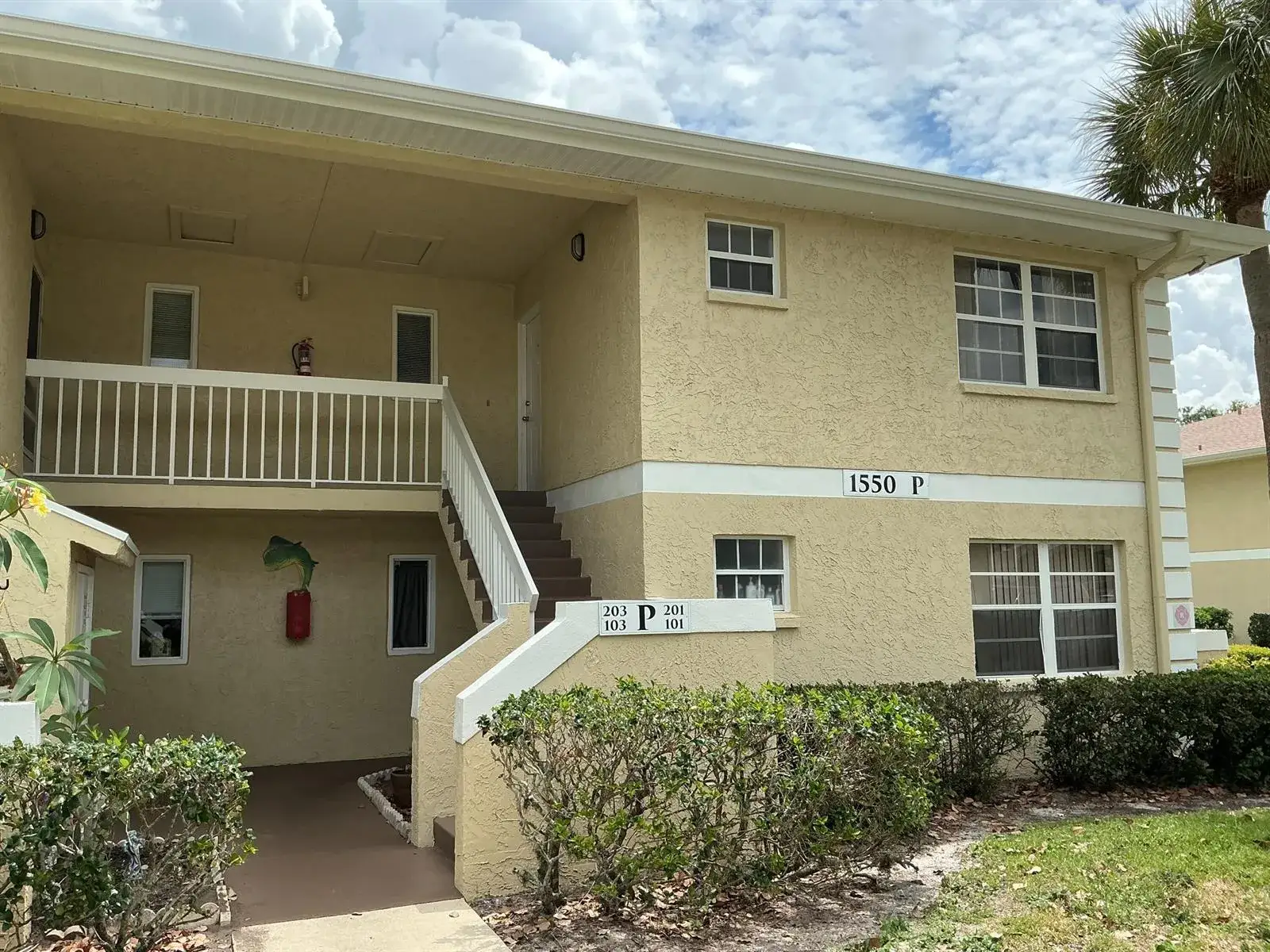 1550 SE Royal Green Circle # 201, Port St. Lucie FL 34952