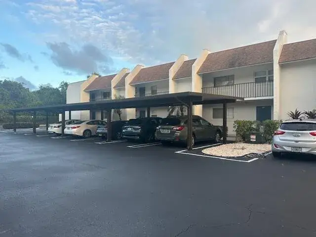 2975 SW 22nd Avenue # 2020, Delray Beach FL 33445