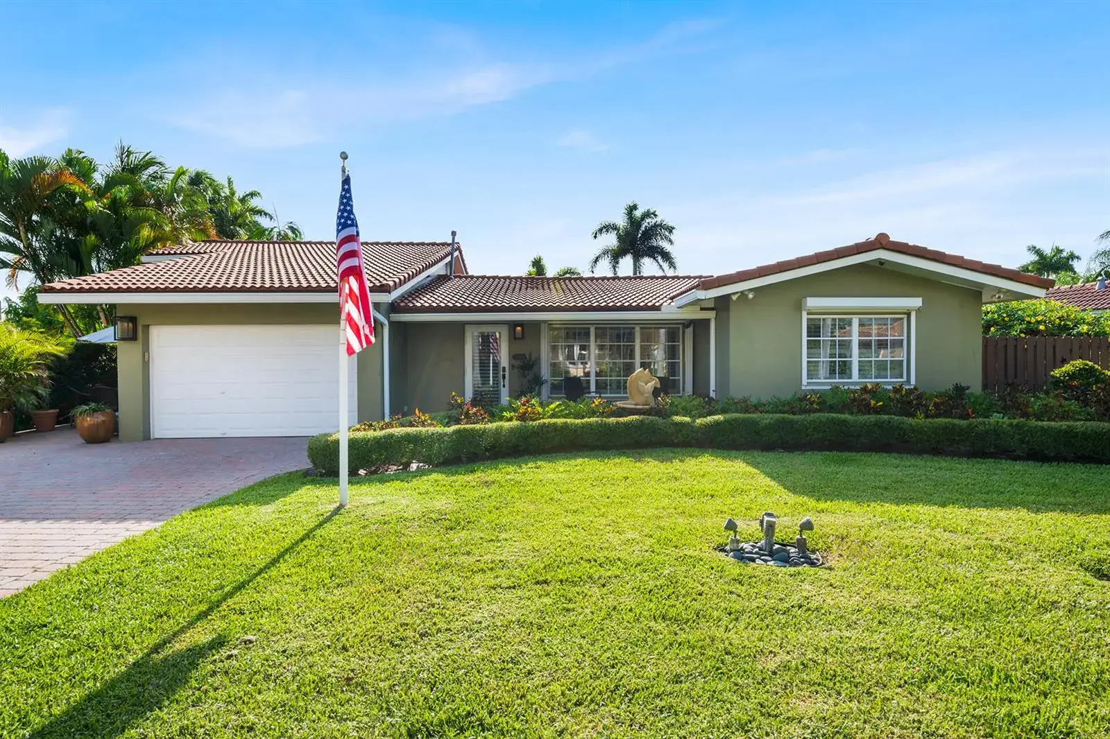 1755 E Terra Mar Drive, Lauderdale By The Sea FL 33062