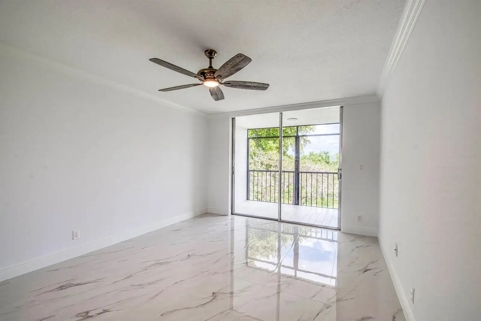 6795 Huntington Lane # 406, Delray Beach FL 33446 photo 5