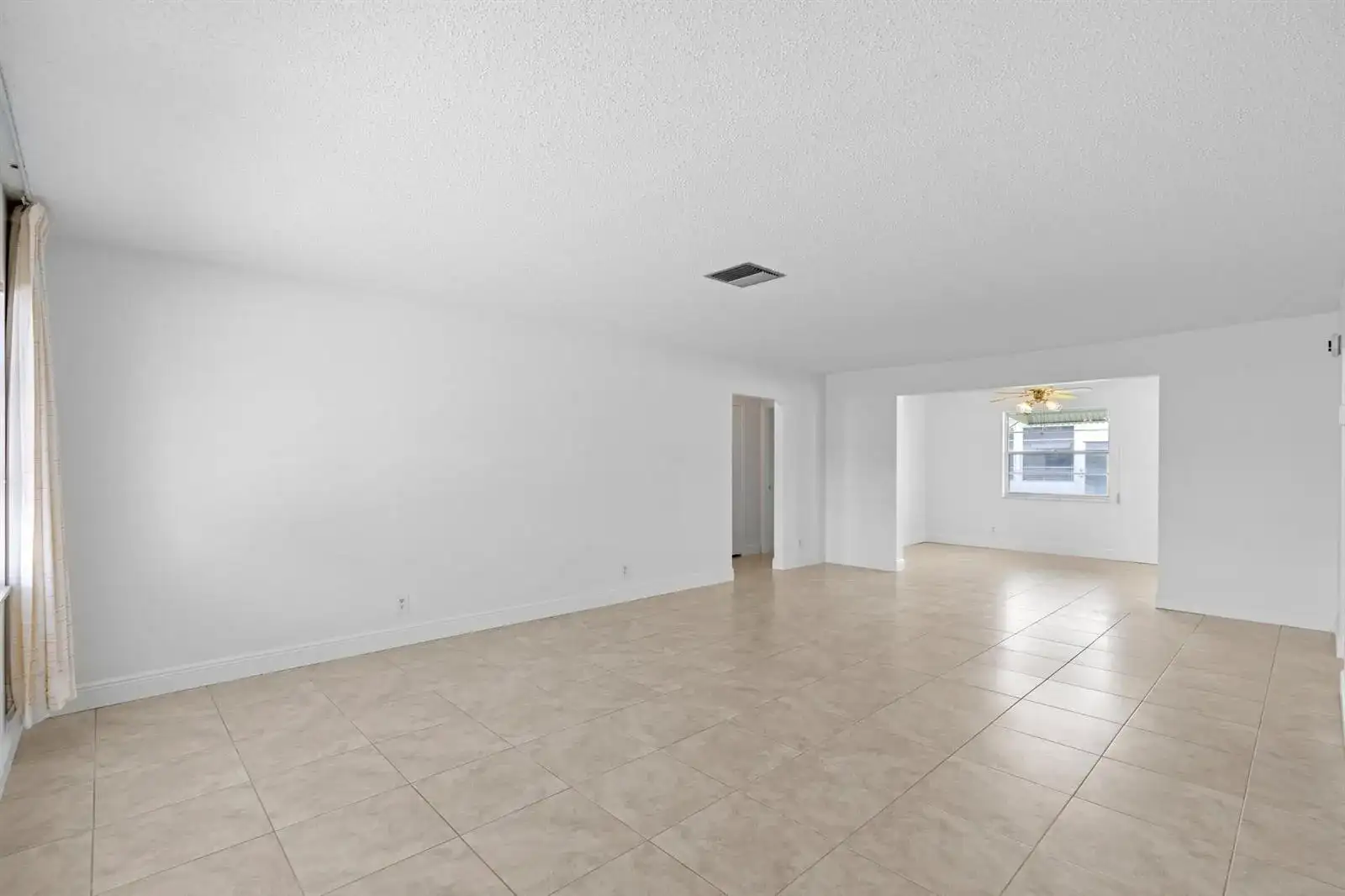 1714 SW 19th Drive, Boynton Beach FL 33426 photo 4