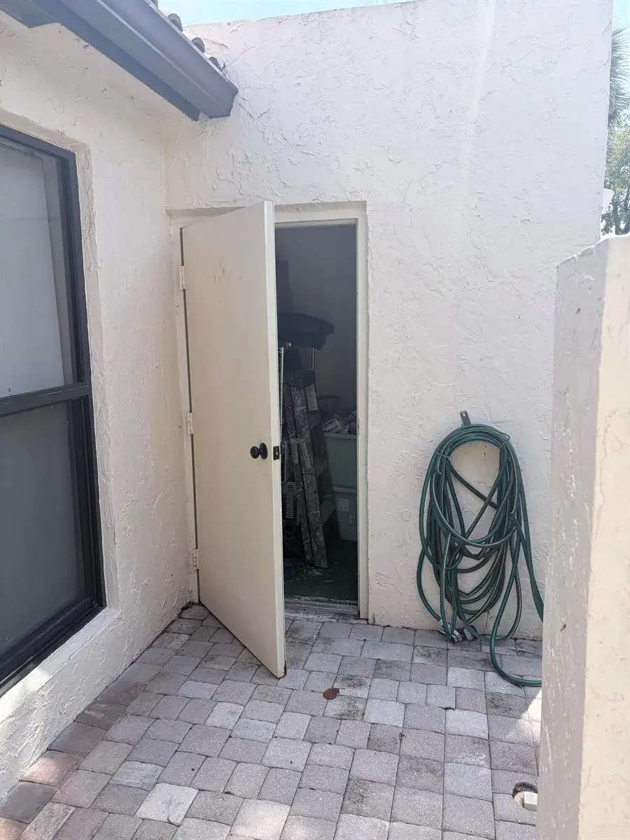3072 Inglewood Terrace, Boca Raton FL 33431 photo 3