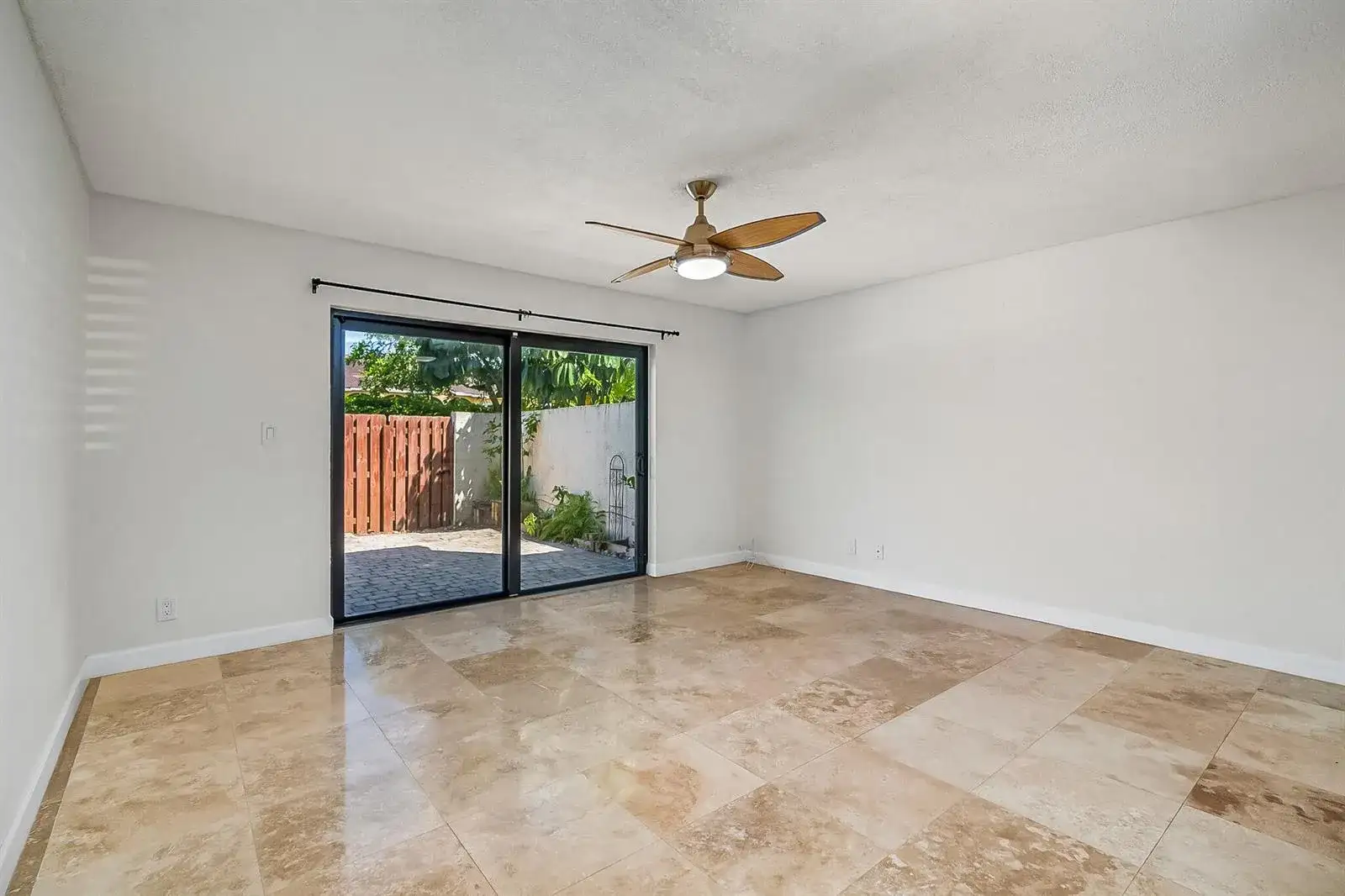 2700 S Oakland Forest Drive # 305, Oakland Park FL 33309 photo 5