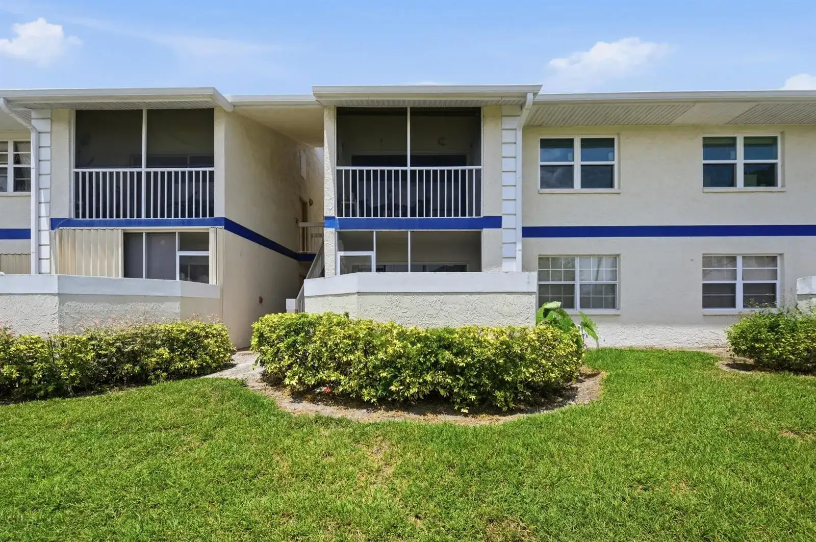 1530 SE Royal Green Circle # 204, Port St. Lucie FL 34952 photo 2