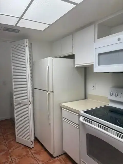 9144 W Atlantic Boulevard # 817, Coral Springs FL 33071