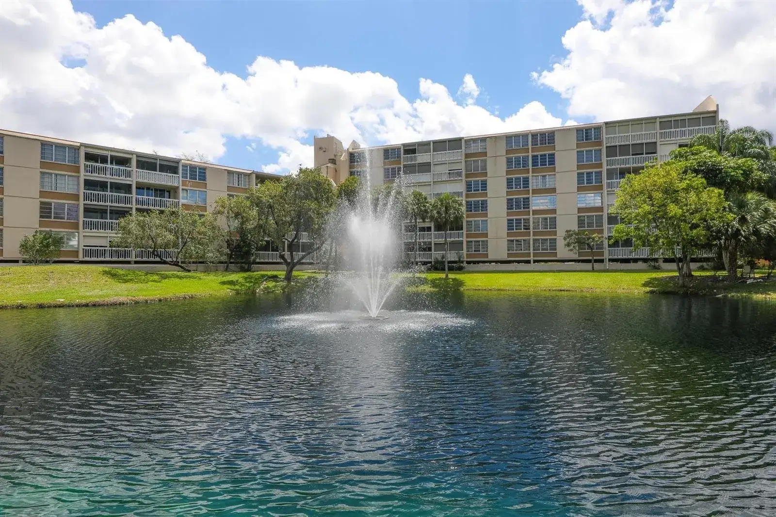 7081 Environ Boulevard # 143, Lauderhill FL 33319
