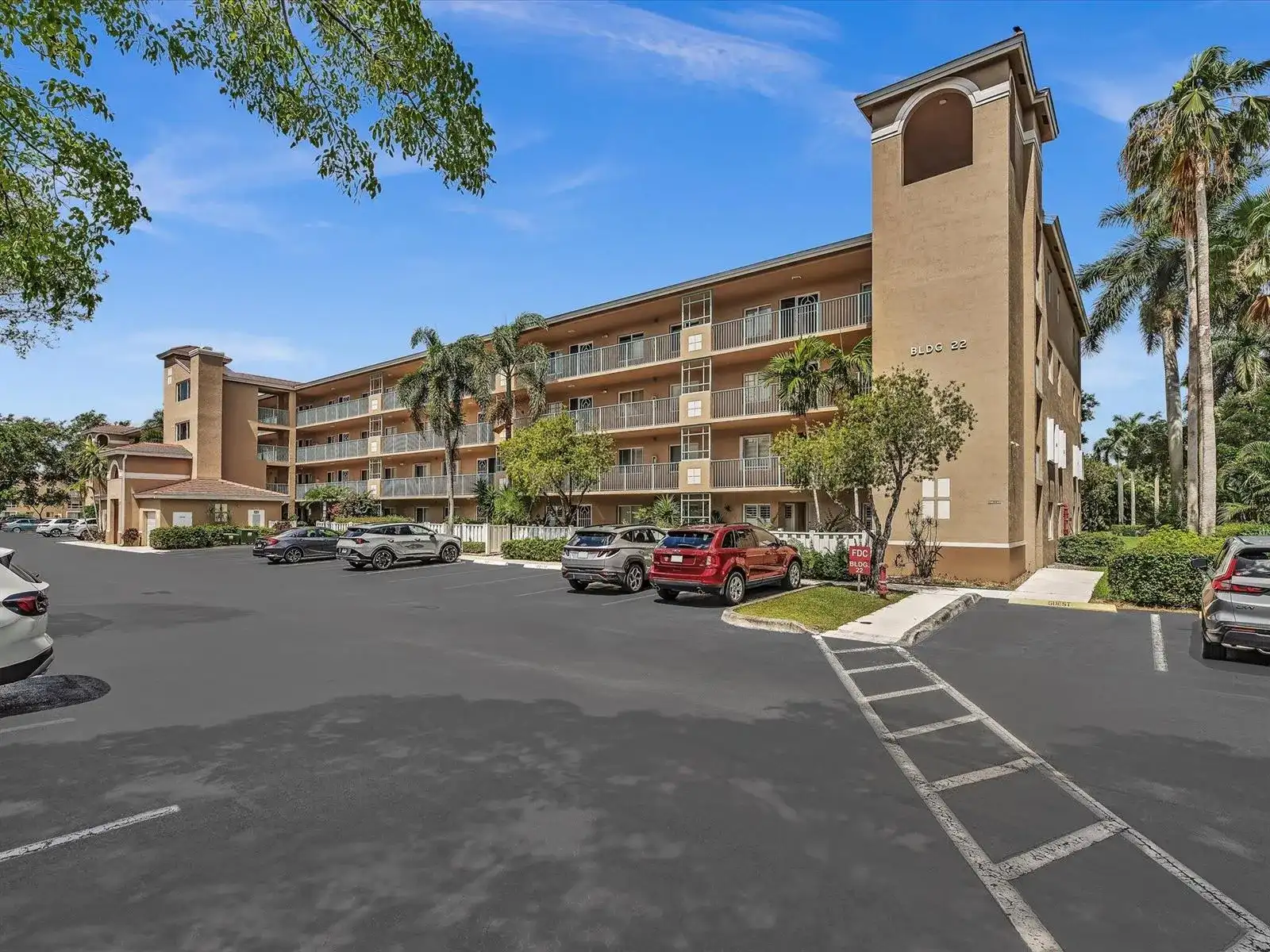 12511 Imperial Isle Drive # 402, Boynton Beach FL 33437