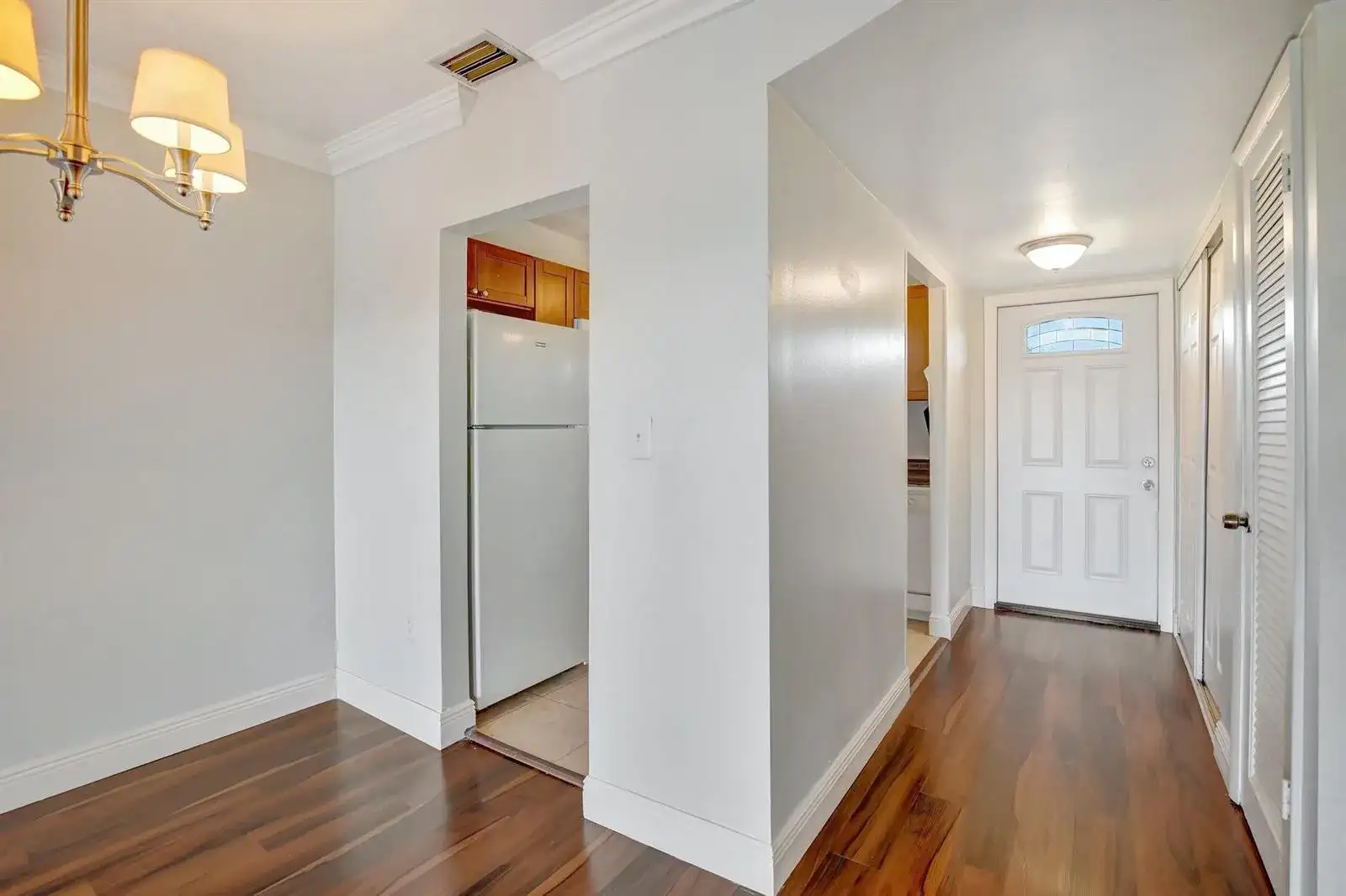 8225 Sunrise Lakes Boulevard # 303, Sunrise FL 33322 photo 4