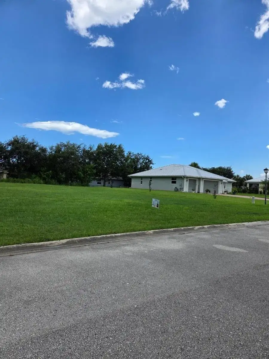 6385 Tropical Way, Vero Beach FL 32967 photo 3