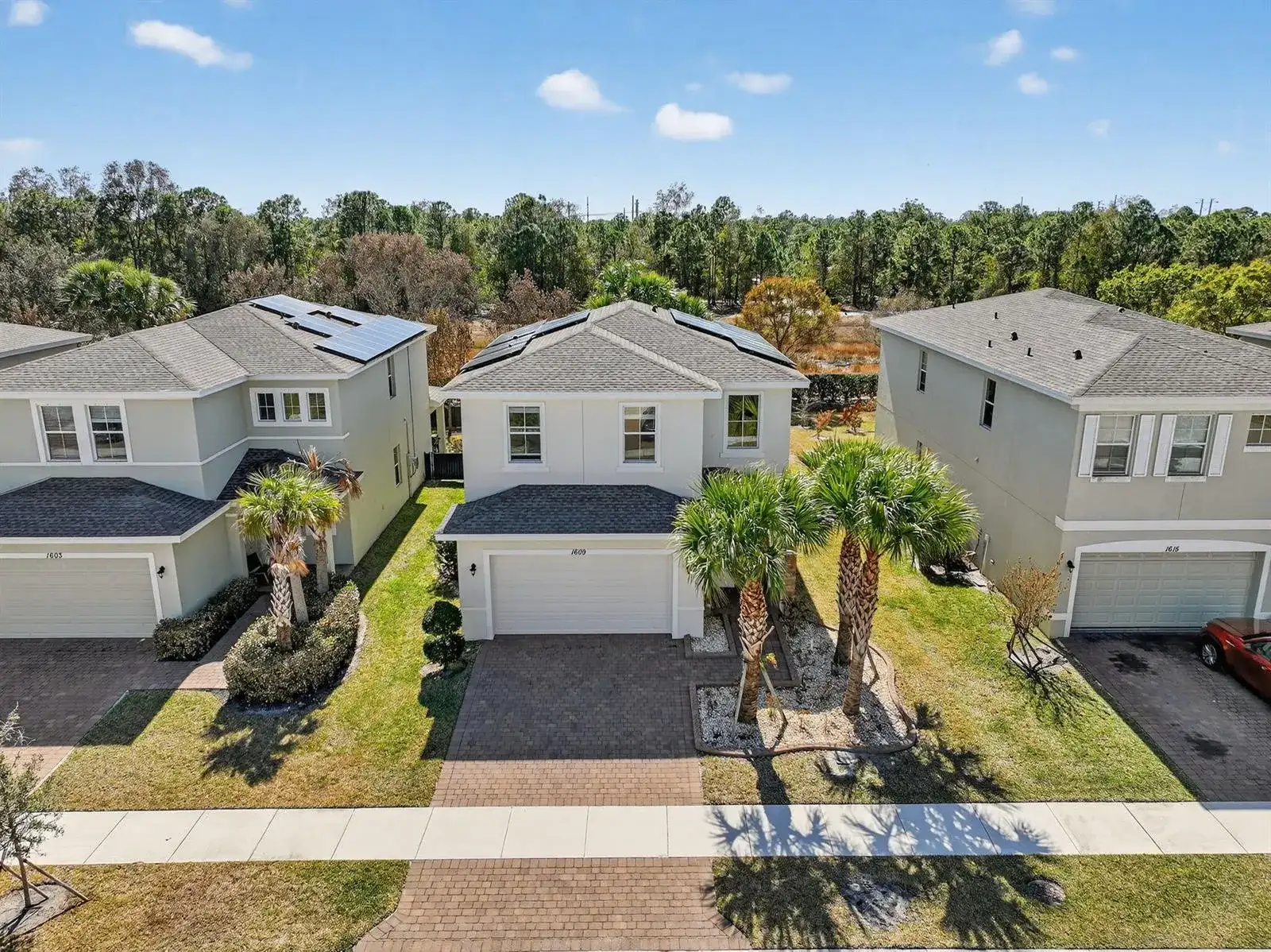 1609 NW Cataluna Circle, Port St. Lucie FL 34986 photo 2