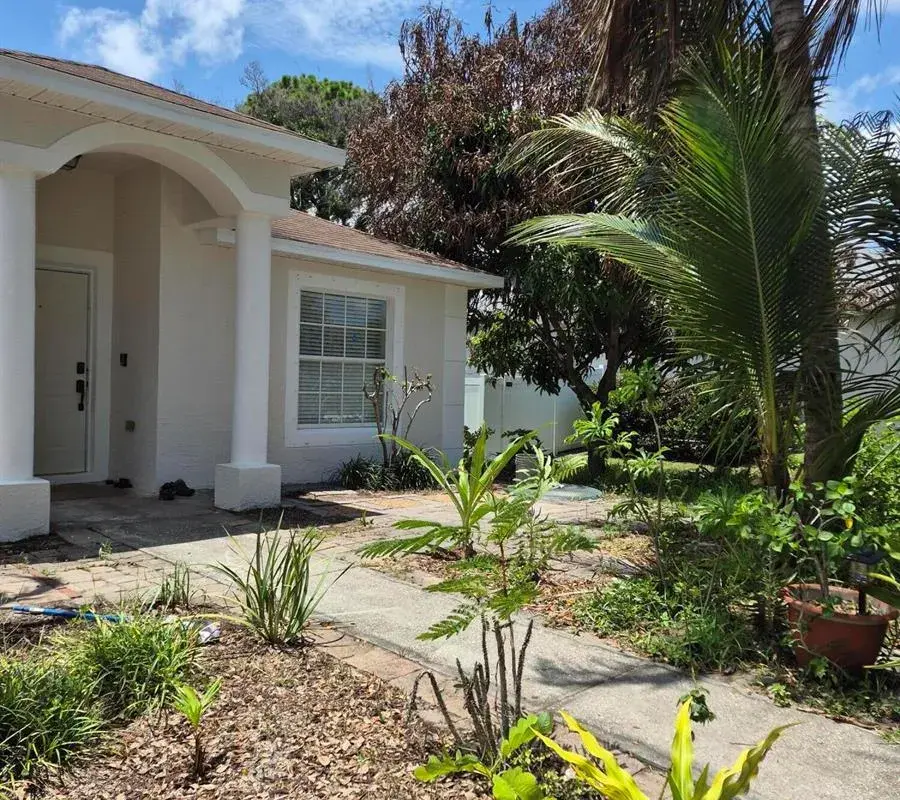 2282 SW Savona Boulevard, Port St. Lucie FL 34953