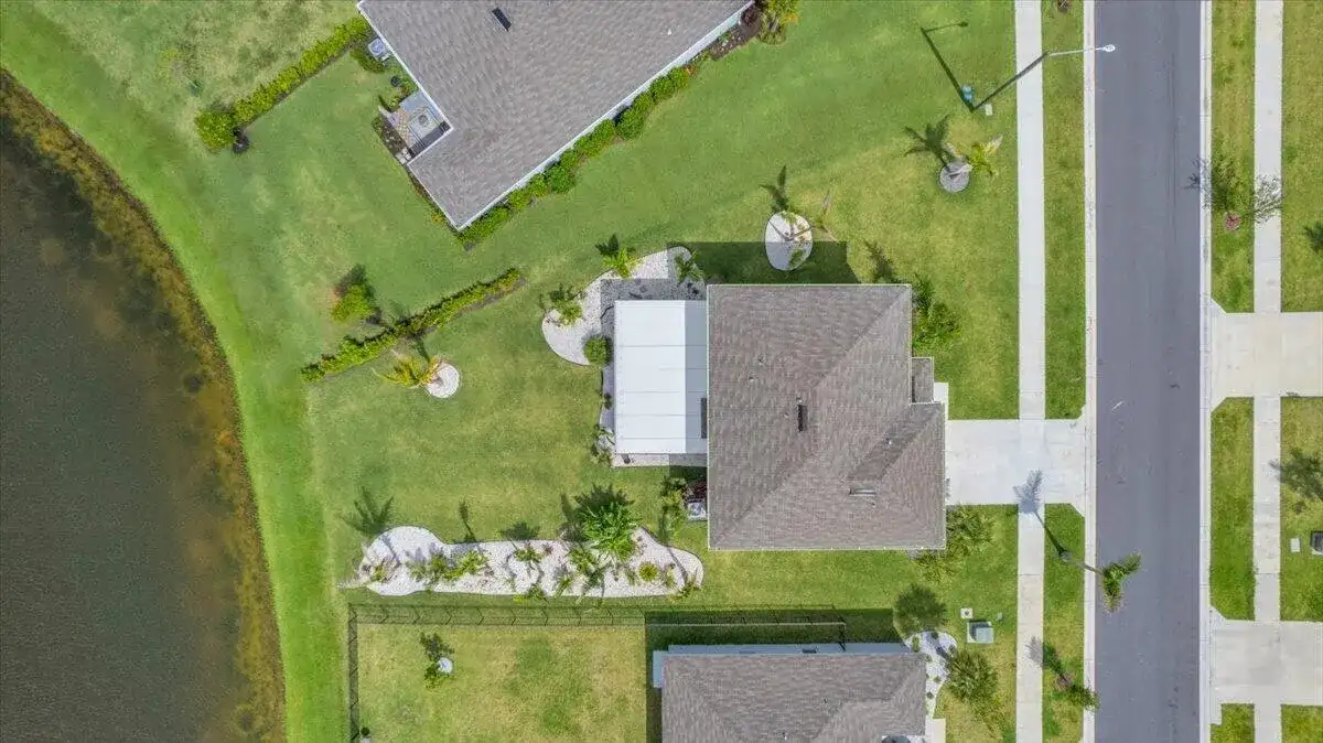 102 Pummelo Place, Fort Pierce FL 34981 photo 4