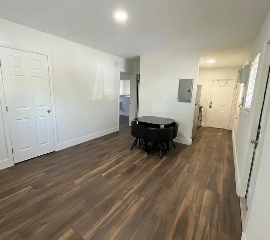 2300 NW 6th Street # 2, Fort Lauderdale FL 33311