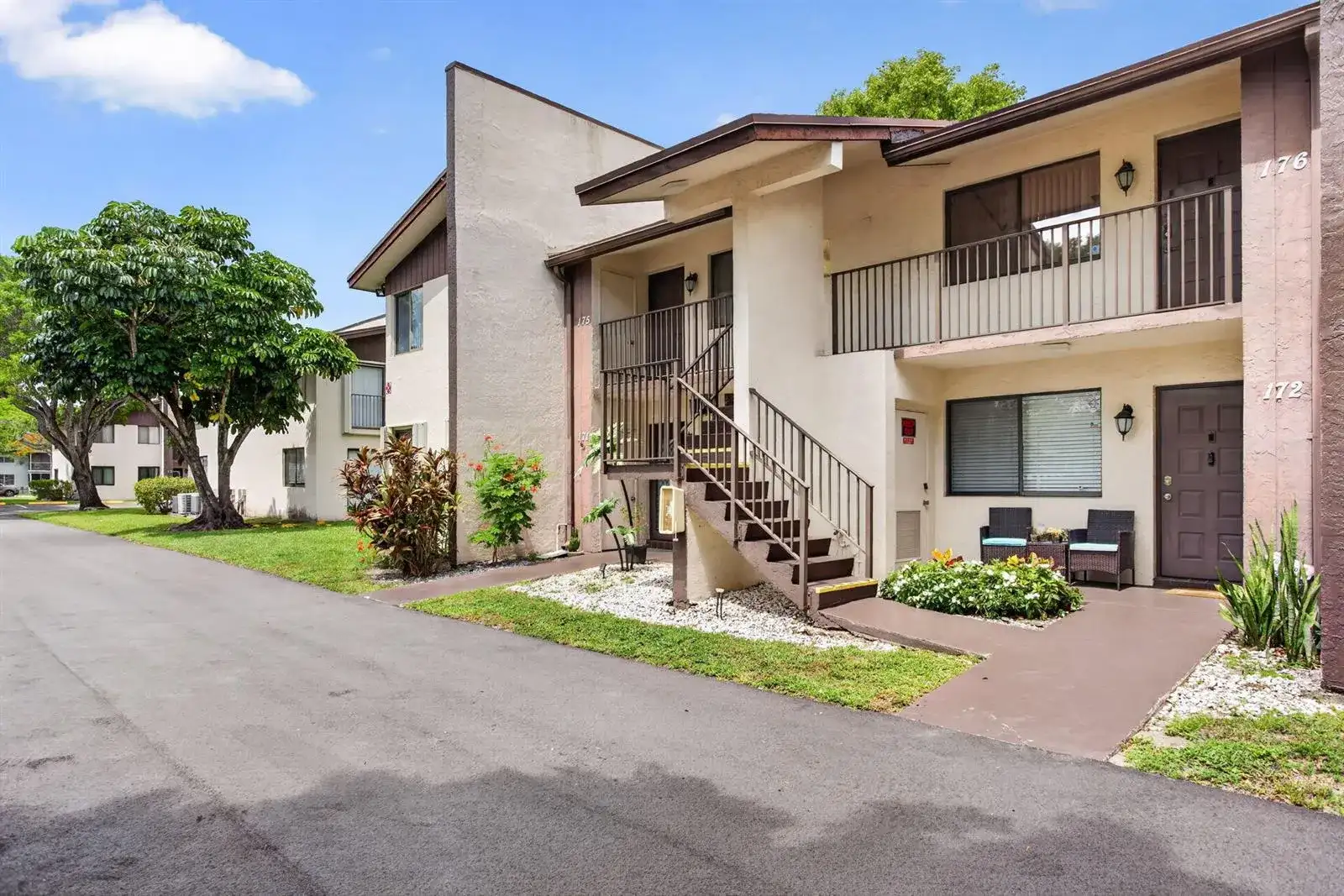 172 W Laurel Drive # 1102, Margate FL 33063 photo 2
