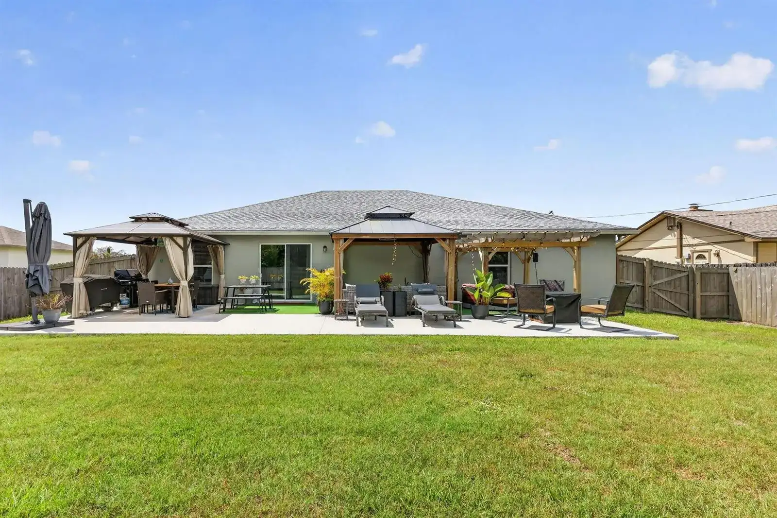473 SE Streamlet Avenue, Port St. Lucie FL 34983 photo 2