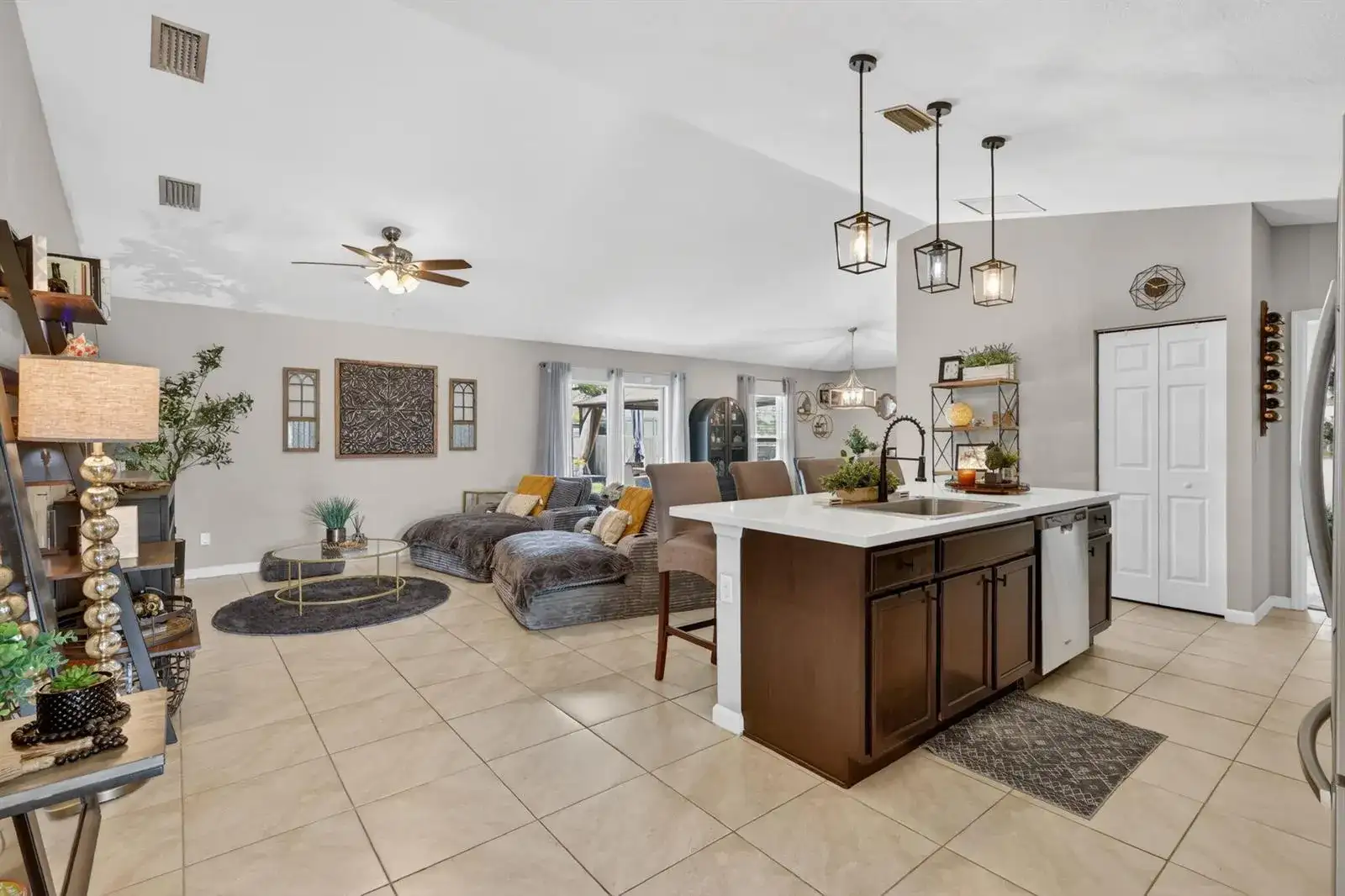 473 SE Streamlet Avenue, Port St. Lucie FL 34983 photo 4