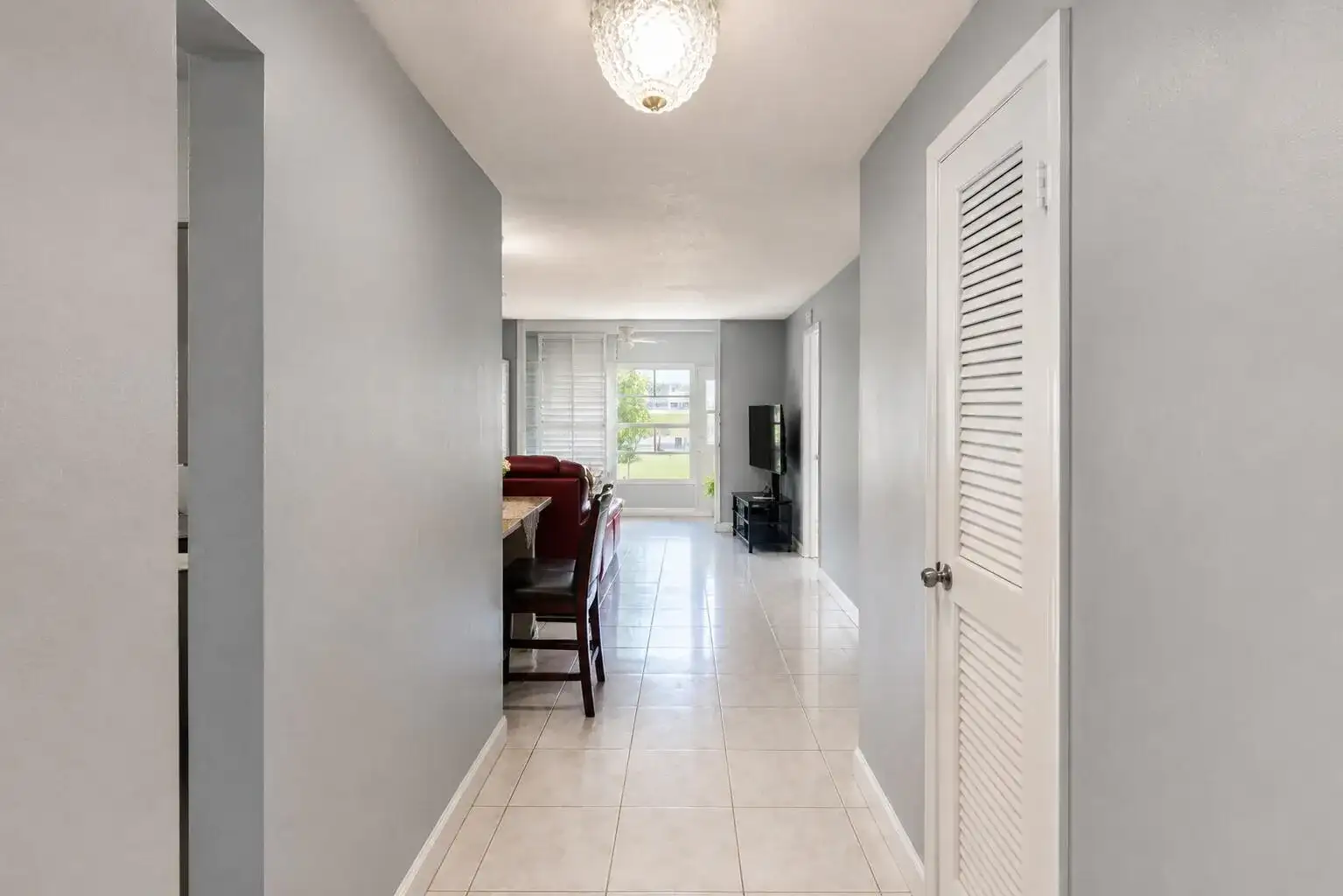 2750 W Sunrise Lakes Drive W # 112, Sunrise FL 33322 photo 2