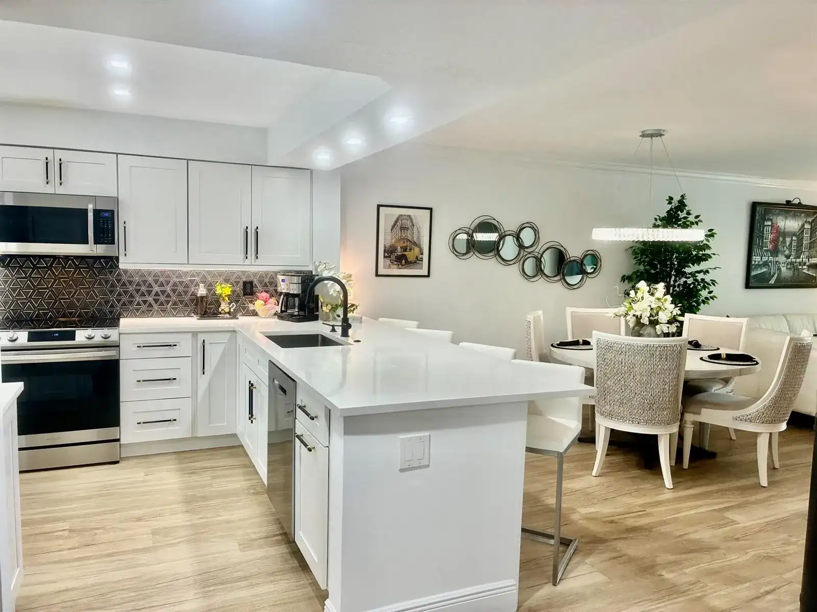 5778 Crystal Shores Drive # 303, Boynton Beach FL 33437