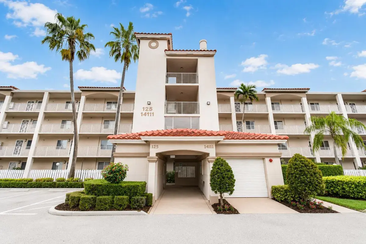 14111 Royal Vista Drive # 310, Delray Beach FL 33484