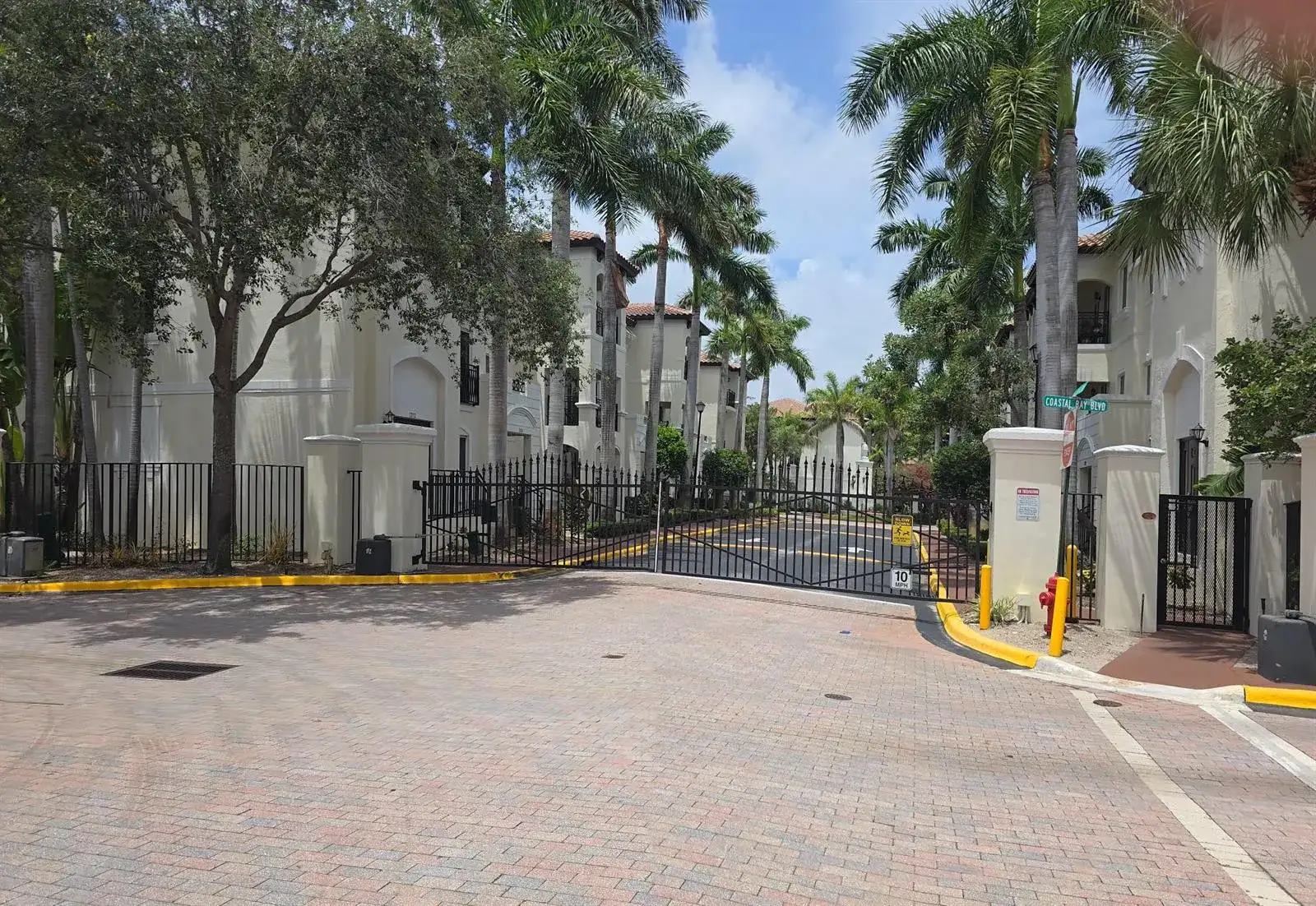 1602 Coastal Bay Boulevard, Boynton Beach FL 33435 photo 3