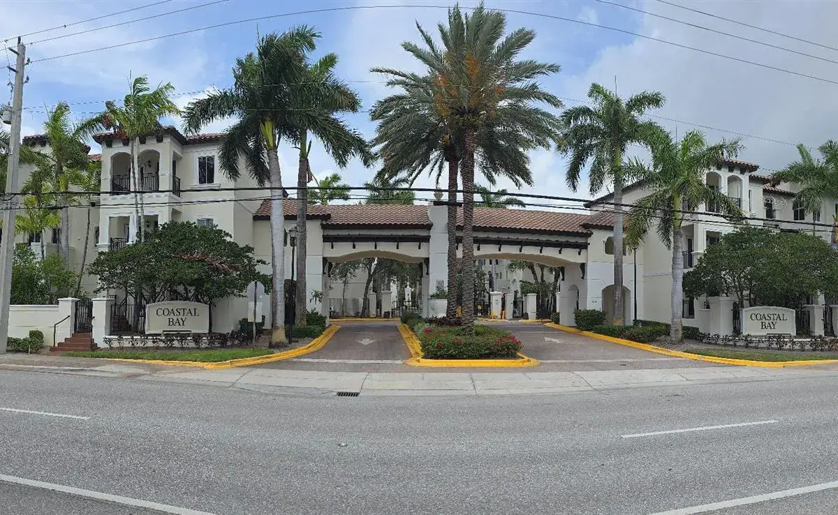 1602 Coastal Bay Boulevard, Boynton Beach FL 33435
