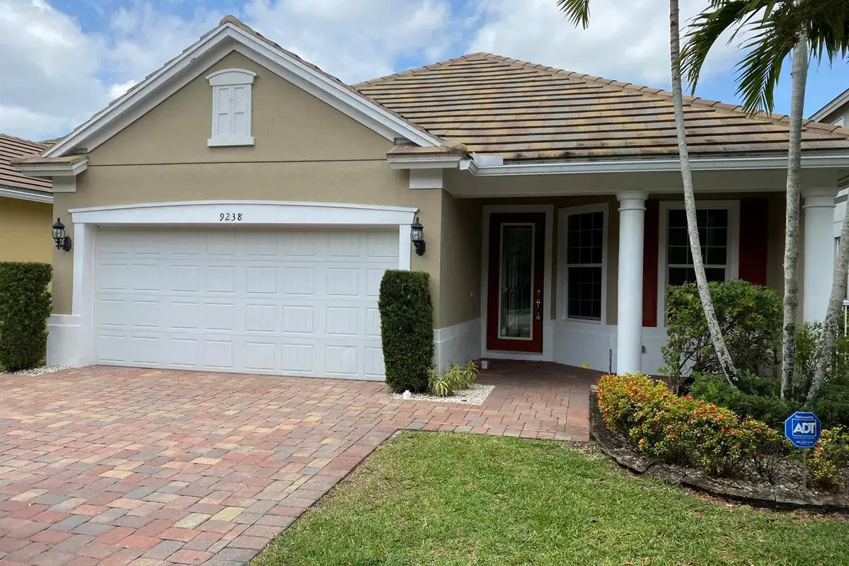 9238 Wrangler Drive # L, Wellington FL 33467