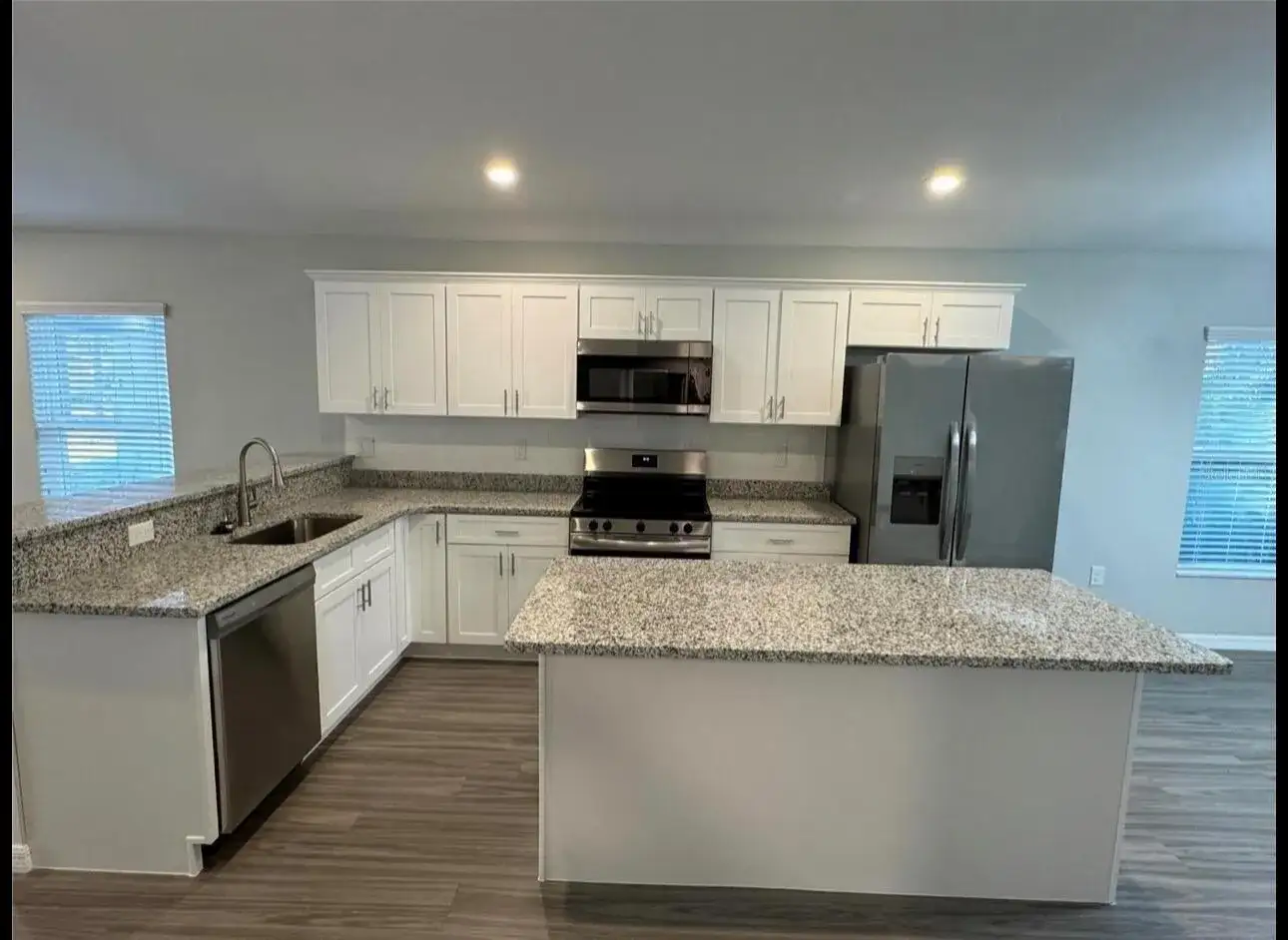 412 NE Avenue M NE, Winter Haven FL 33881 photo 2