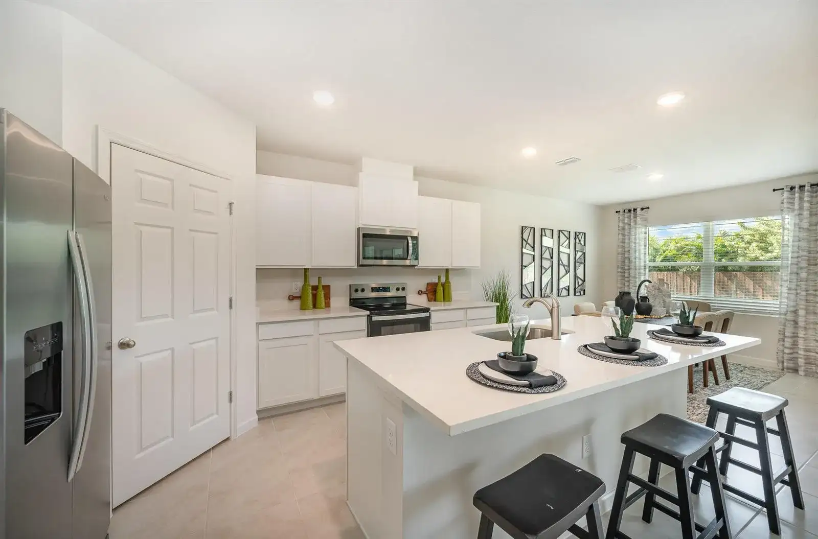 721 SE Celtic Avenue, Port St. Lucie FL 34983 photo 4