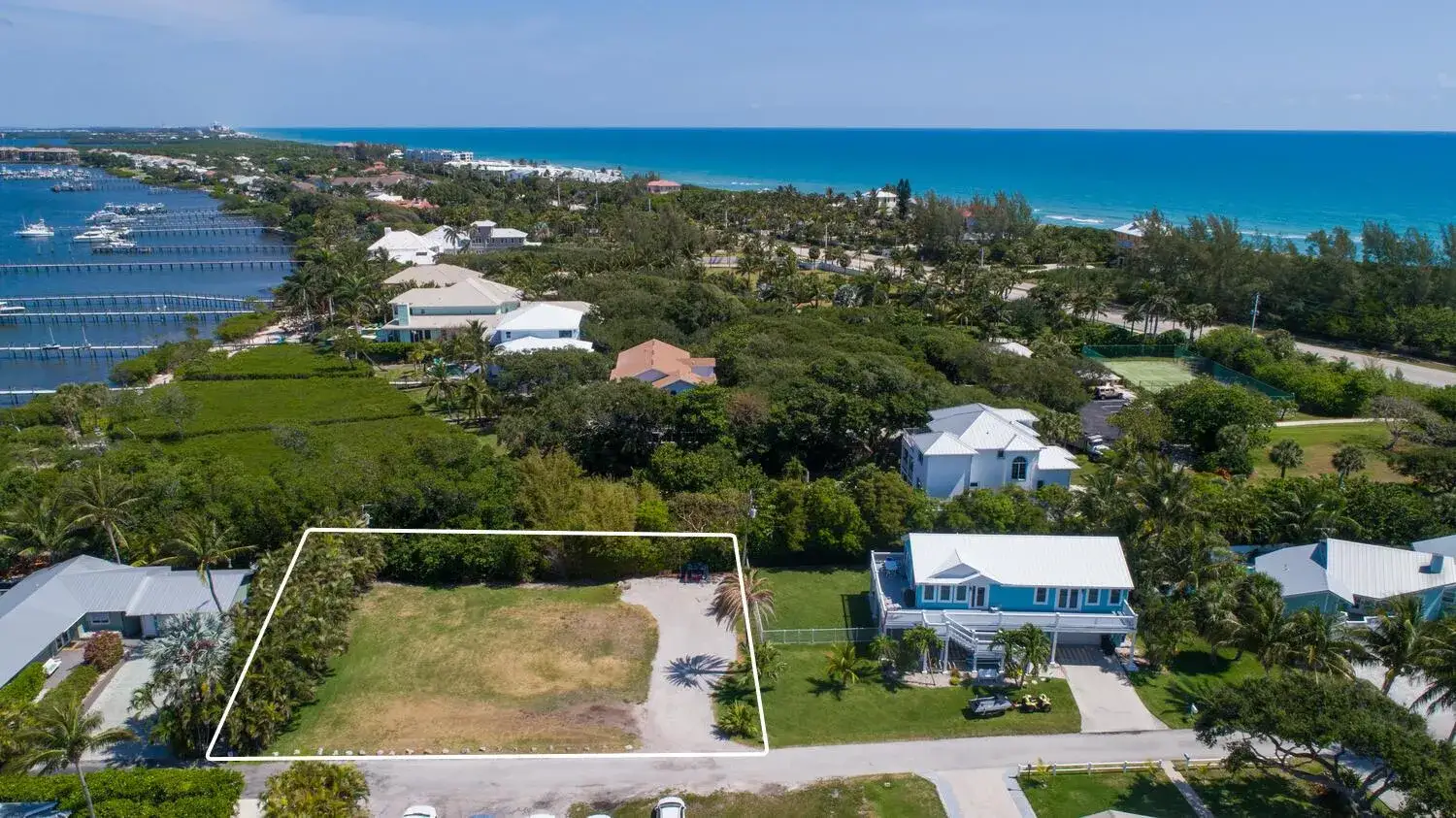 5157 NE Shore Village Terrace, Hutchinson Island FL 34996