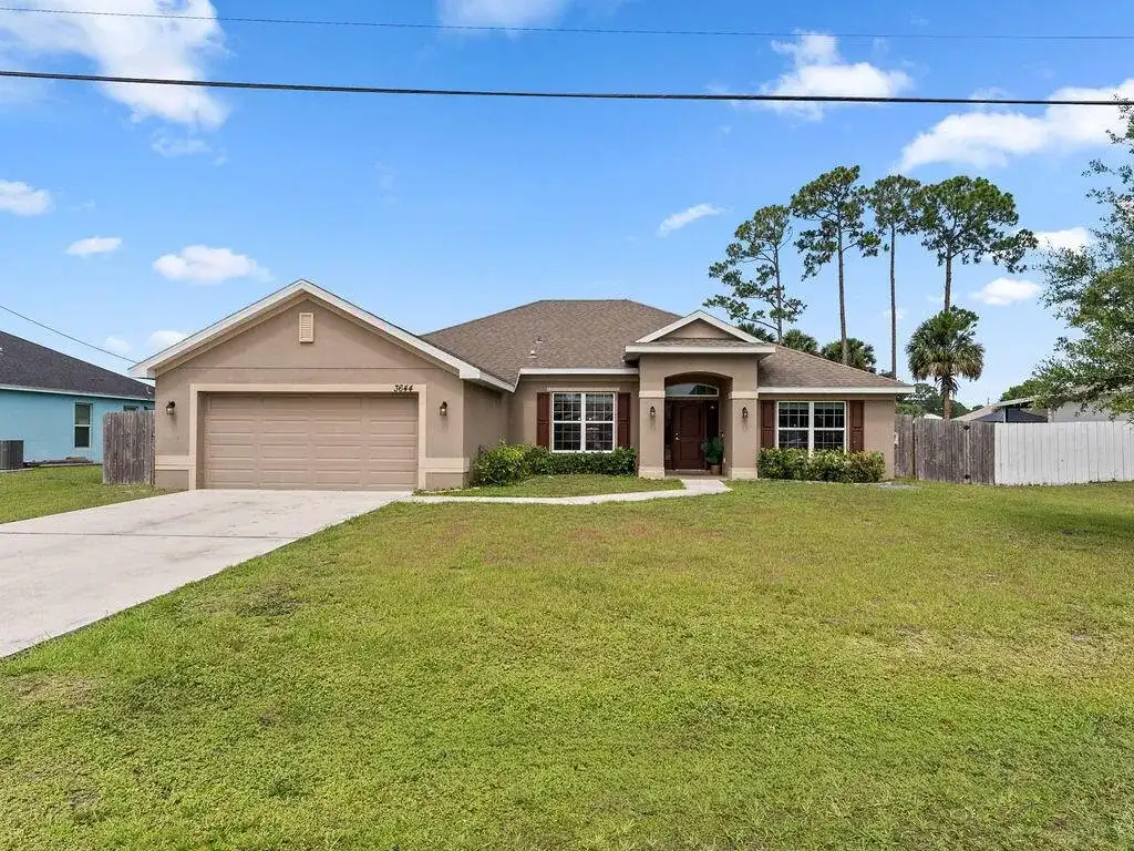 3644 SW Ballweg Street, Port St. Lucie FL 34953