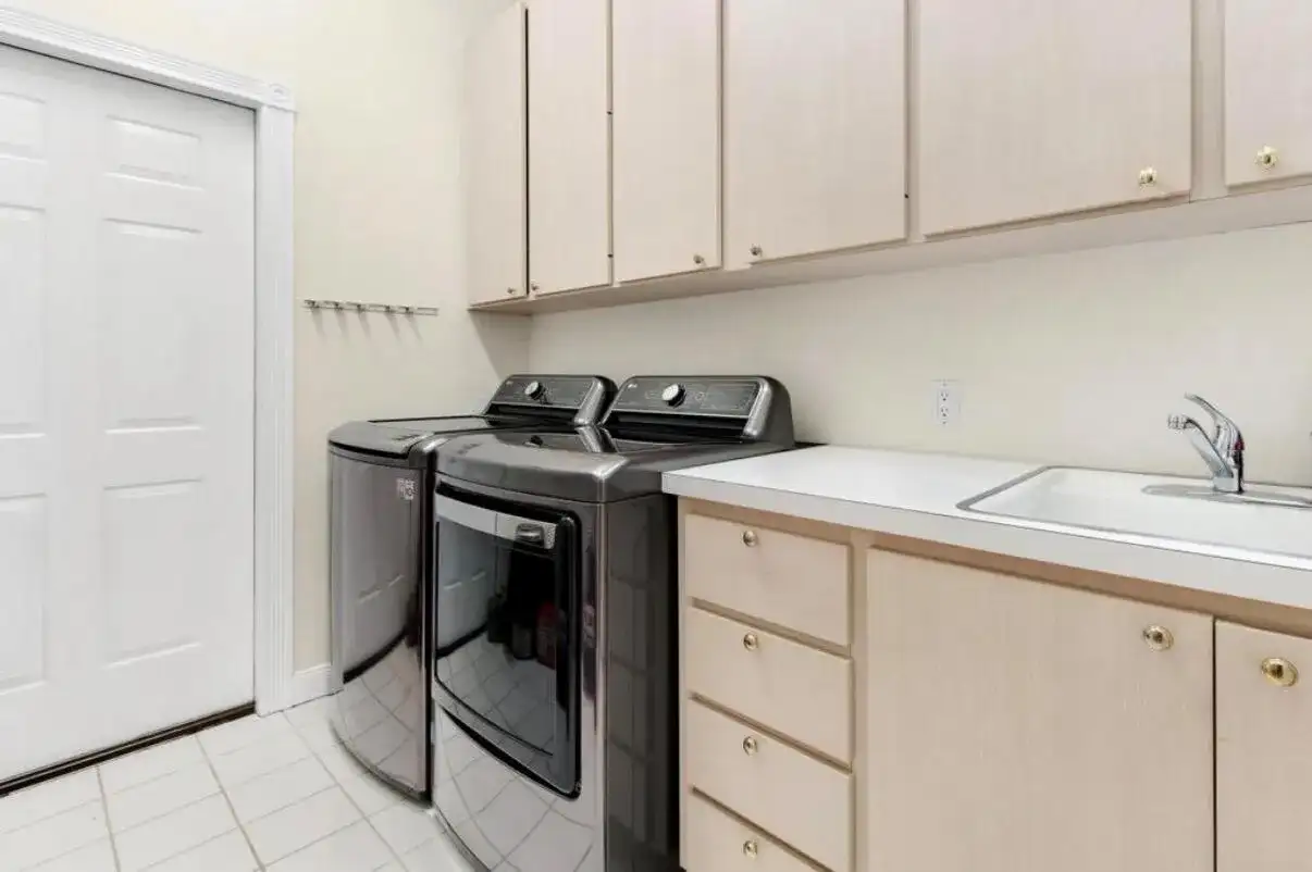 1092 Bedford Avenue, Palm Beach Gardens FL 33403 photo 5