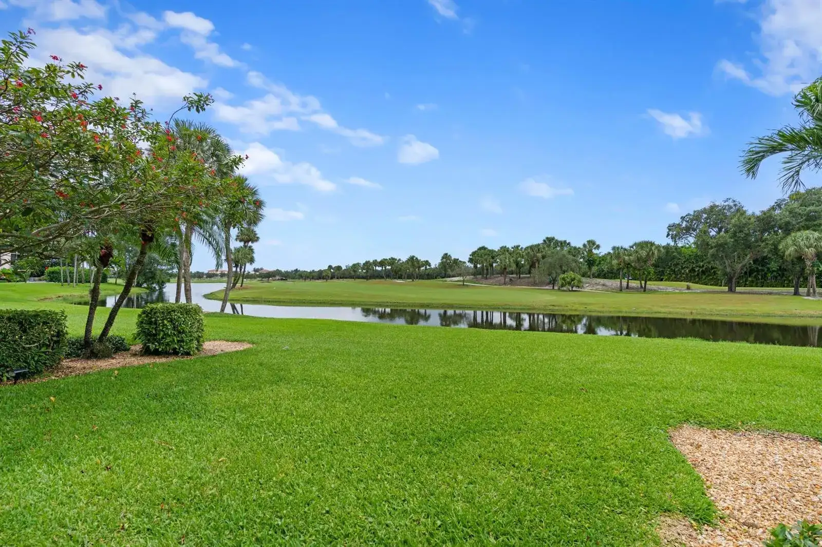2435 Presidential Way # G, West Palm Beach FL 33401 photo 2