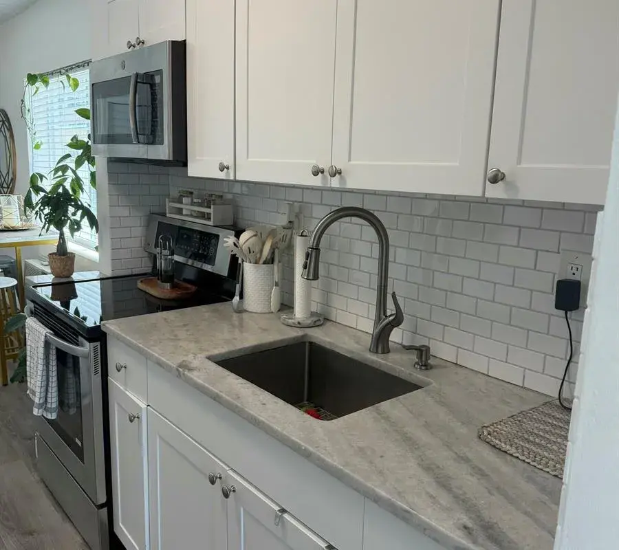 1830 Garfield Street, Hollywood FL 33020
