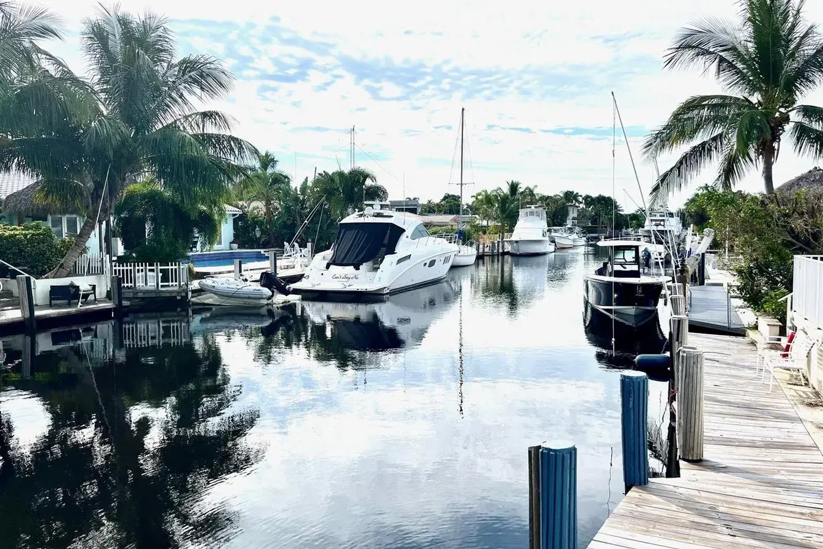2708 NE 14th Street Causeway # 2, Pompano Beach FL 33062