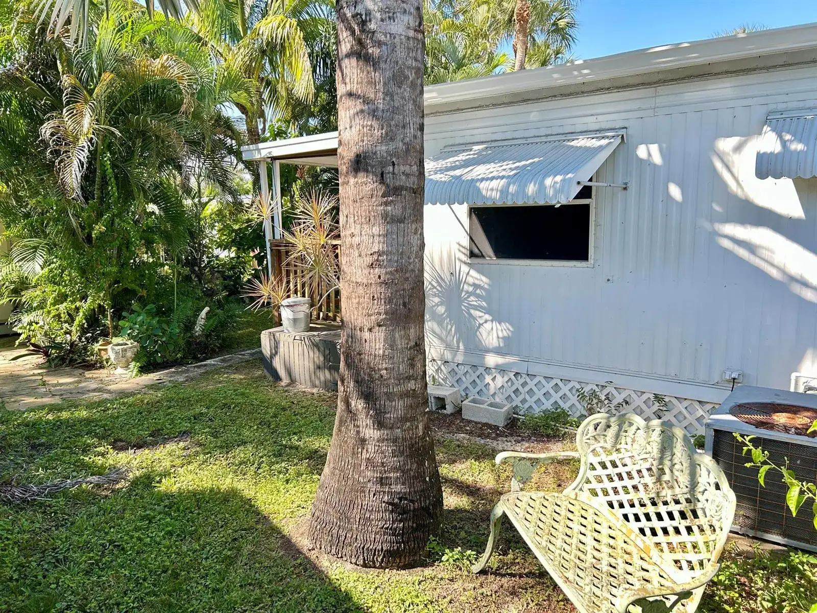 425 Bougainvilla Drive, Deerfield Beach FL 33442 photo 4