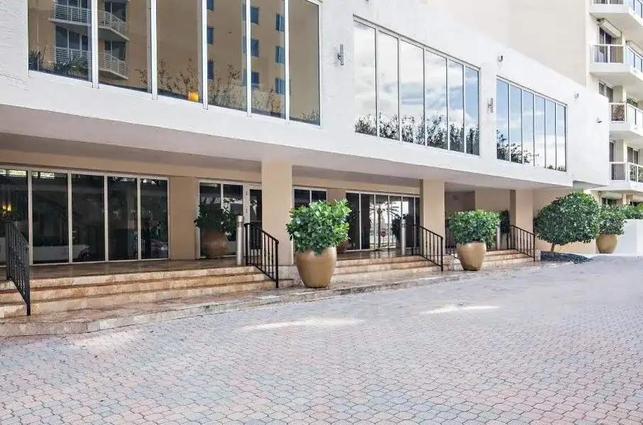 1617 N Flagler Drive # 704, West Palm Beach FL 33407 photo 2