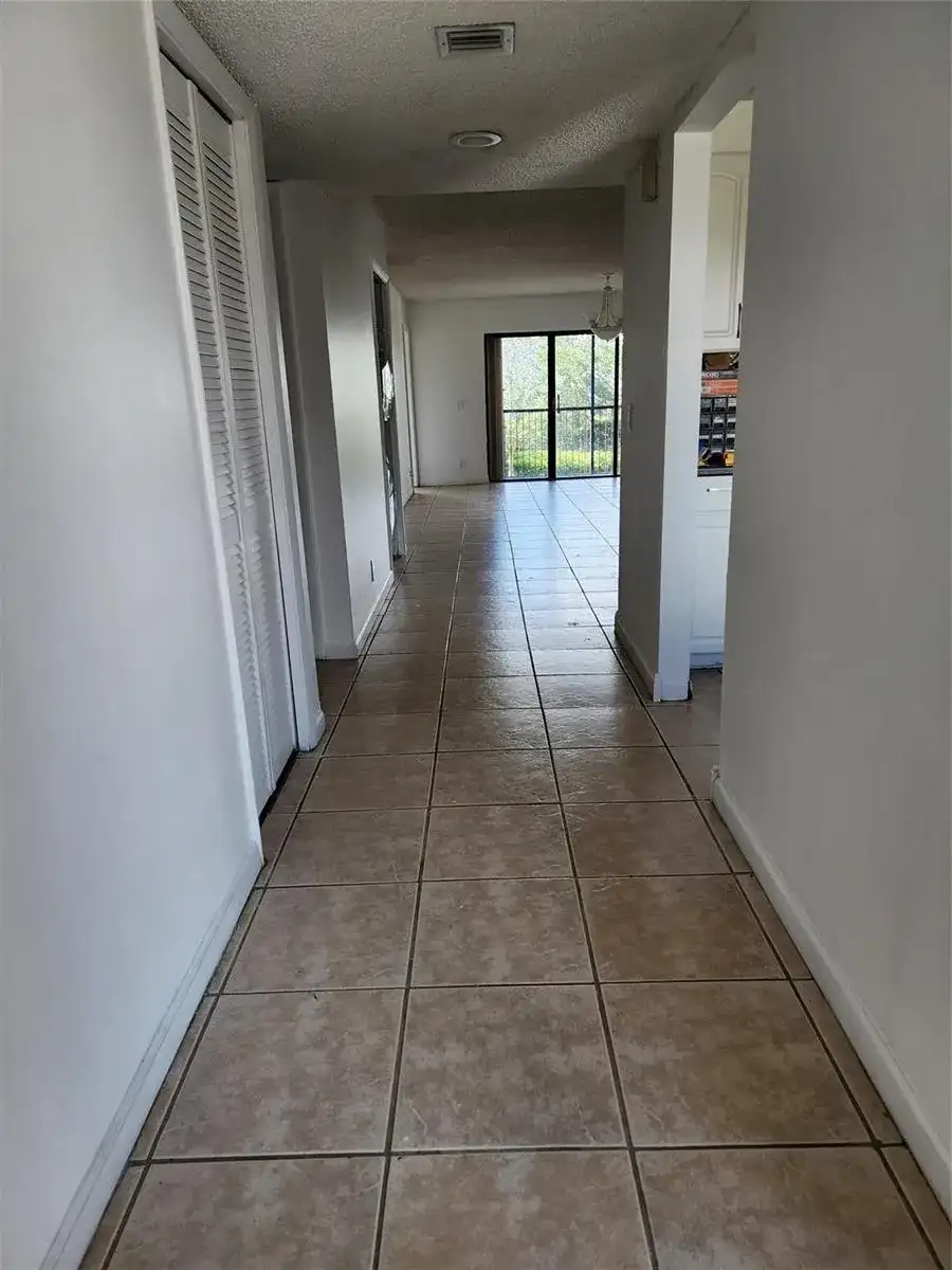 390 Racquet Club Road # 204, Weston FL 33326 photo 3