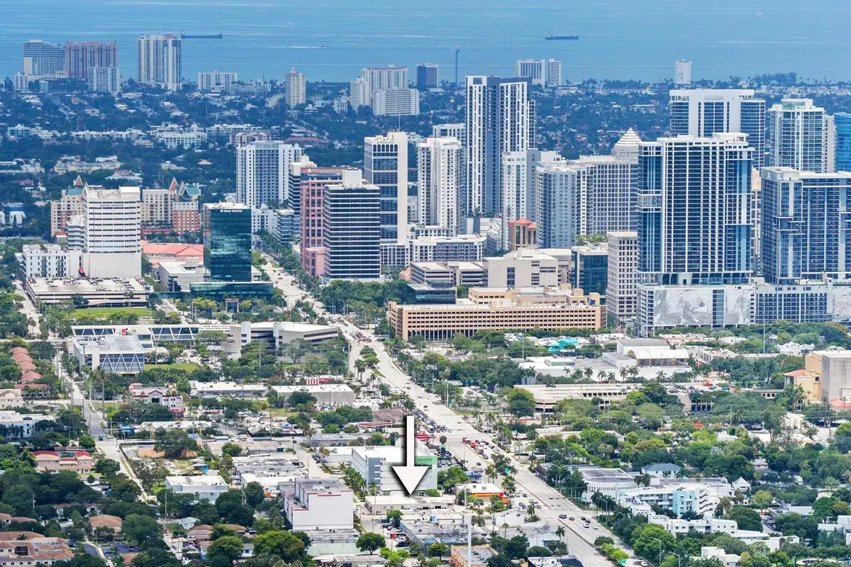 832 NW 1st Street, Fort Lauderdale FL 33311