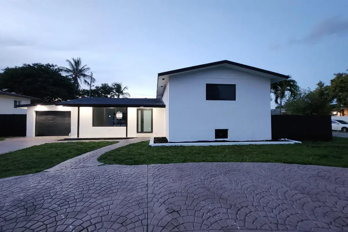 1275 NE 200th Terrace, Miami FL 33179