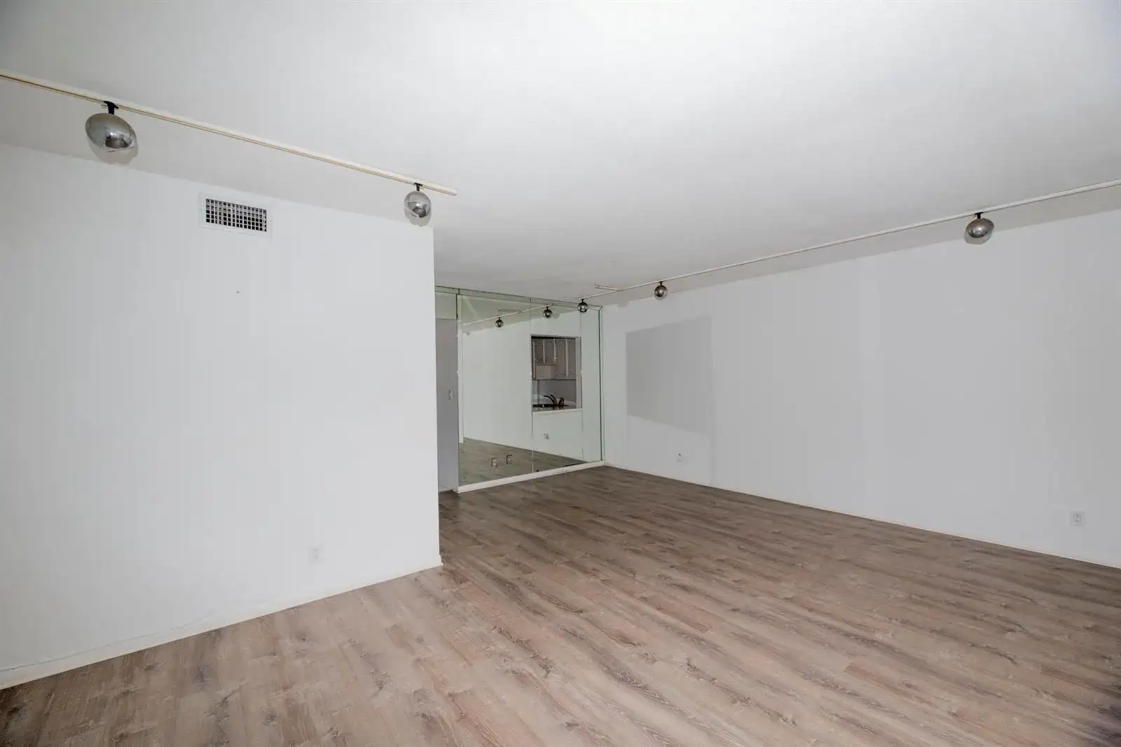 5501 NW 2nd Avenue Unit 202, Boca Raton FL 33487 photo 2