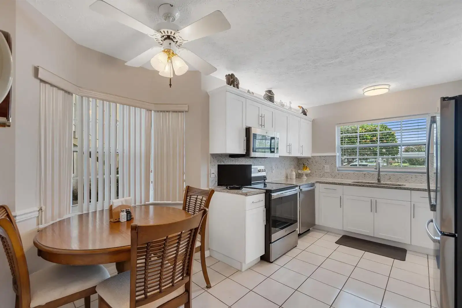 740 Lake Orchid Circle # 104, Vero Beach FL 32962 photo 2