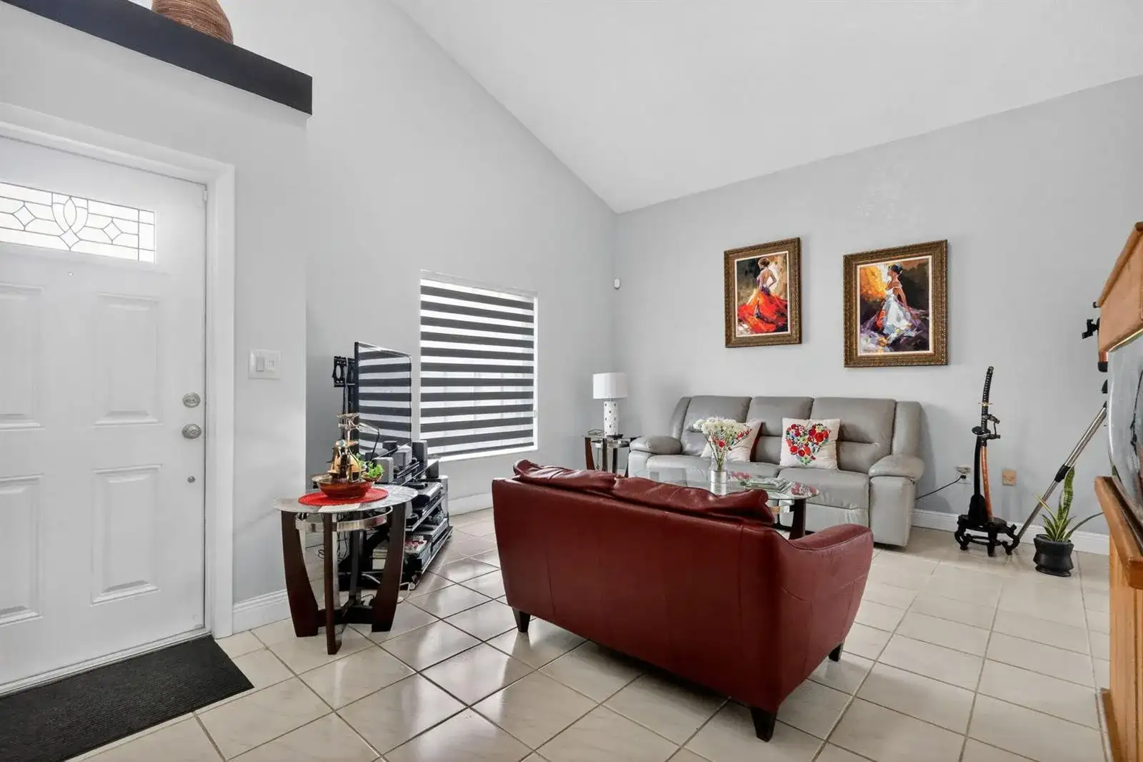 18977 NW 63rd Ct Circle, Miami Gardens FL 33015 photo 4