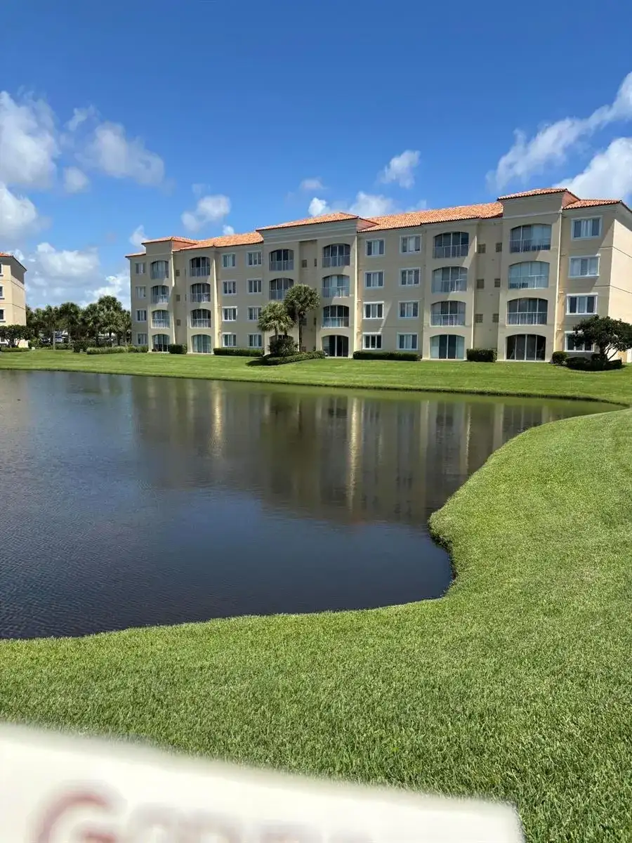 6 E Harbour Isle Dr Drive E # 205, Fort Pierce FL 34949 photo 2