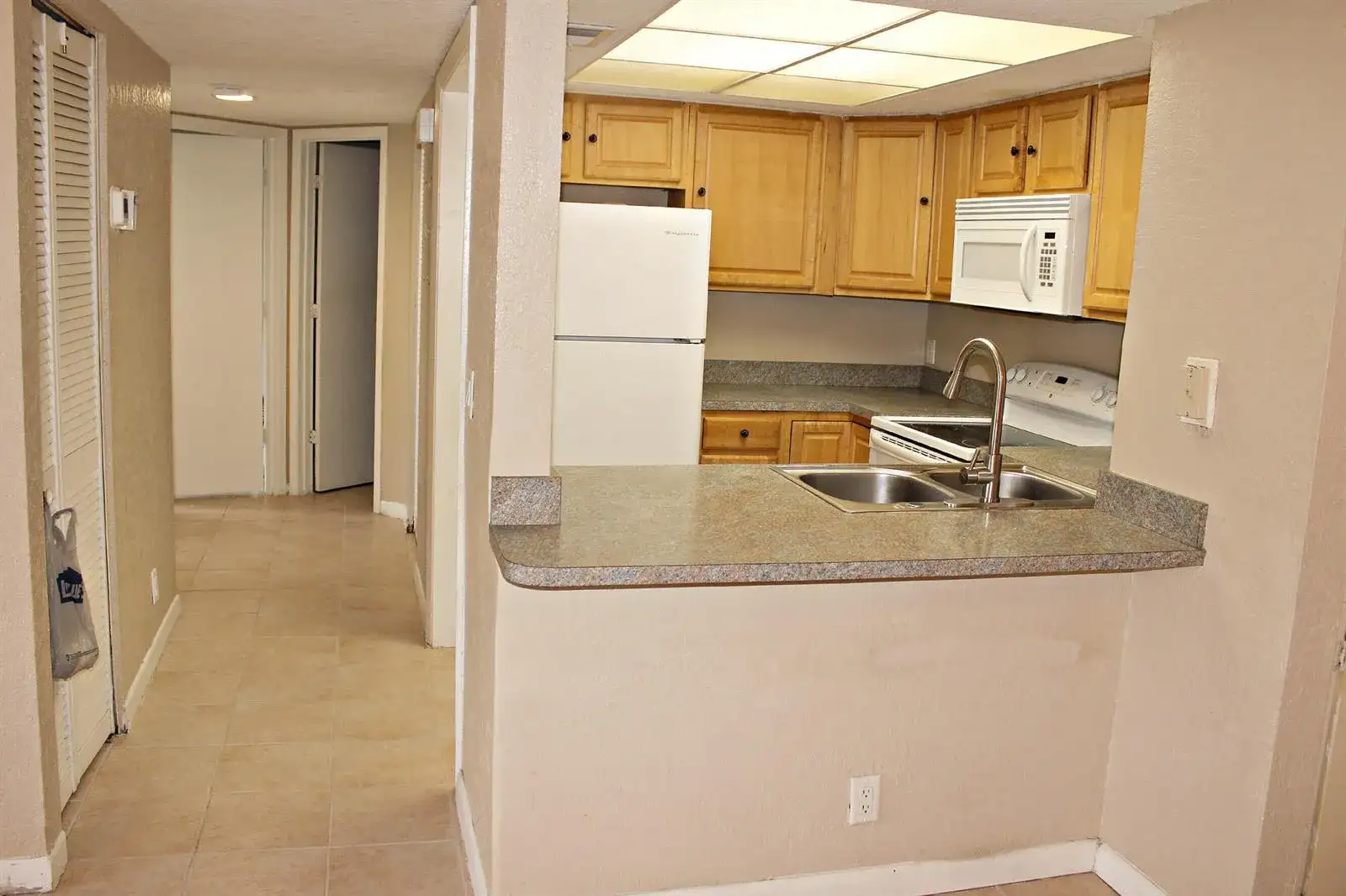 1500 SE Royal Green Circle # 102, Port St. Lucie FL 34952 photo 3