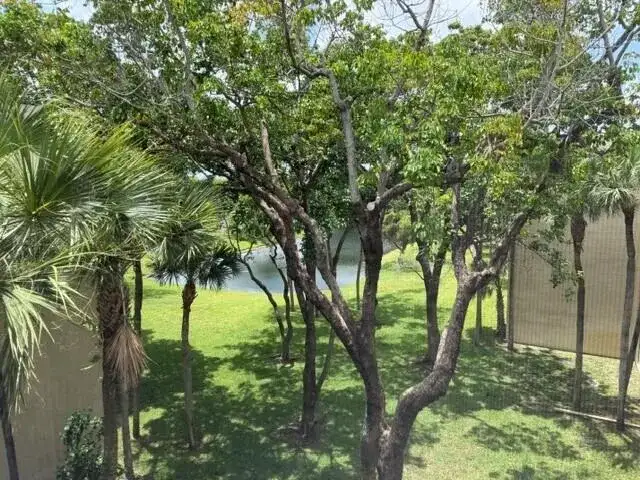 3341 NW 47th Terrace # 408, Lauderdale Lakes FL 33319 photo 2