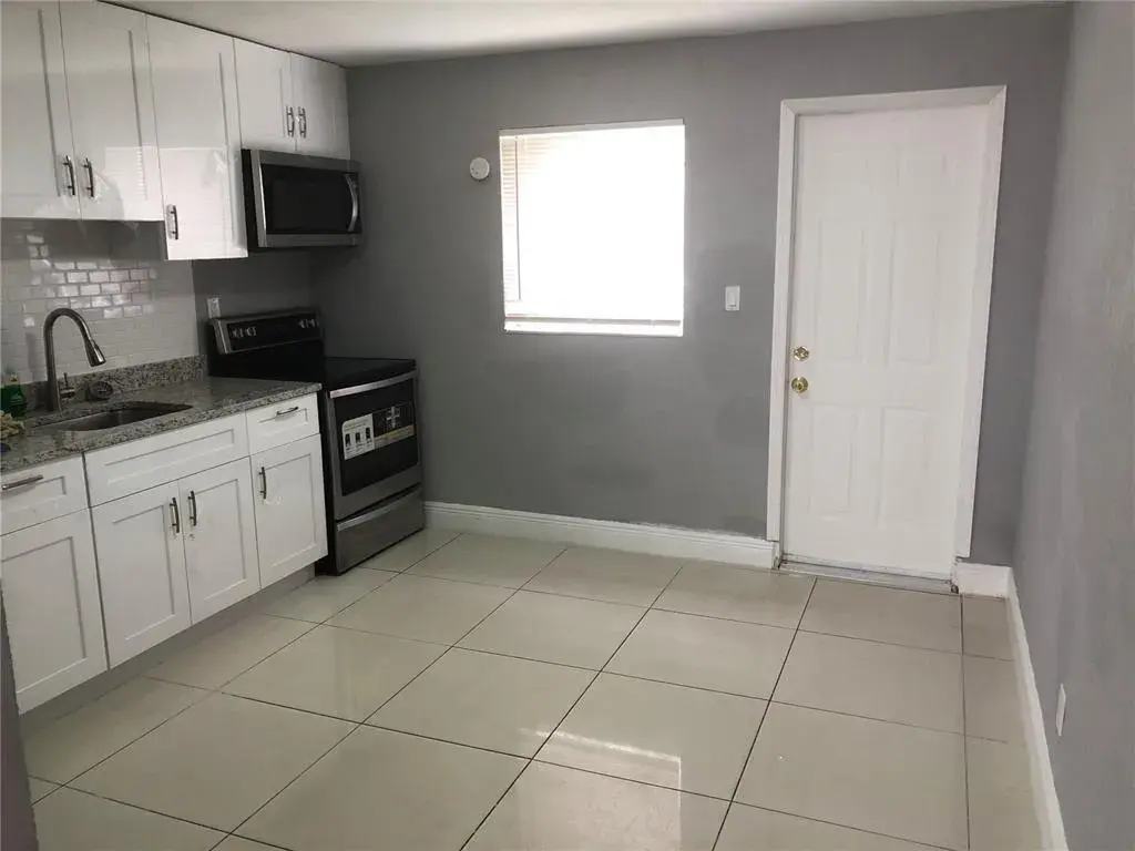 839 NW 14th Avenue # 1, Fort Lauderdale FL 33311