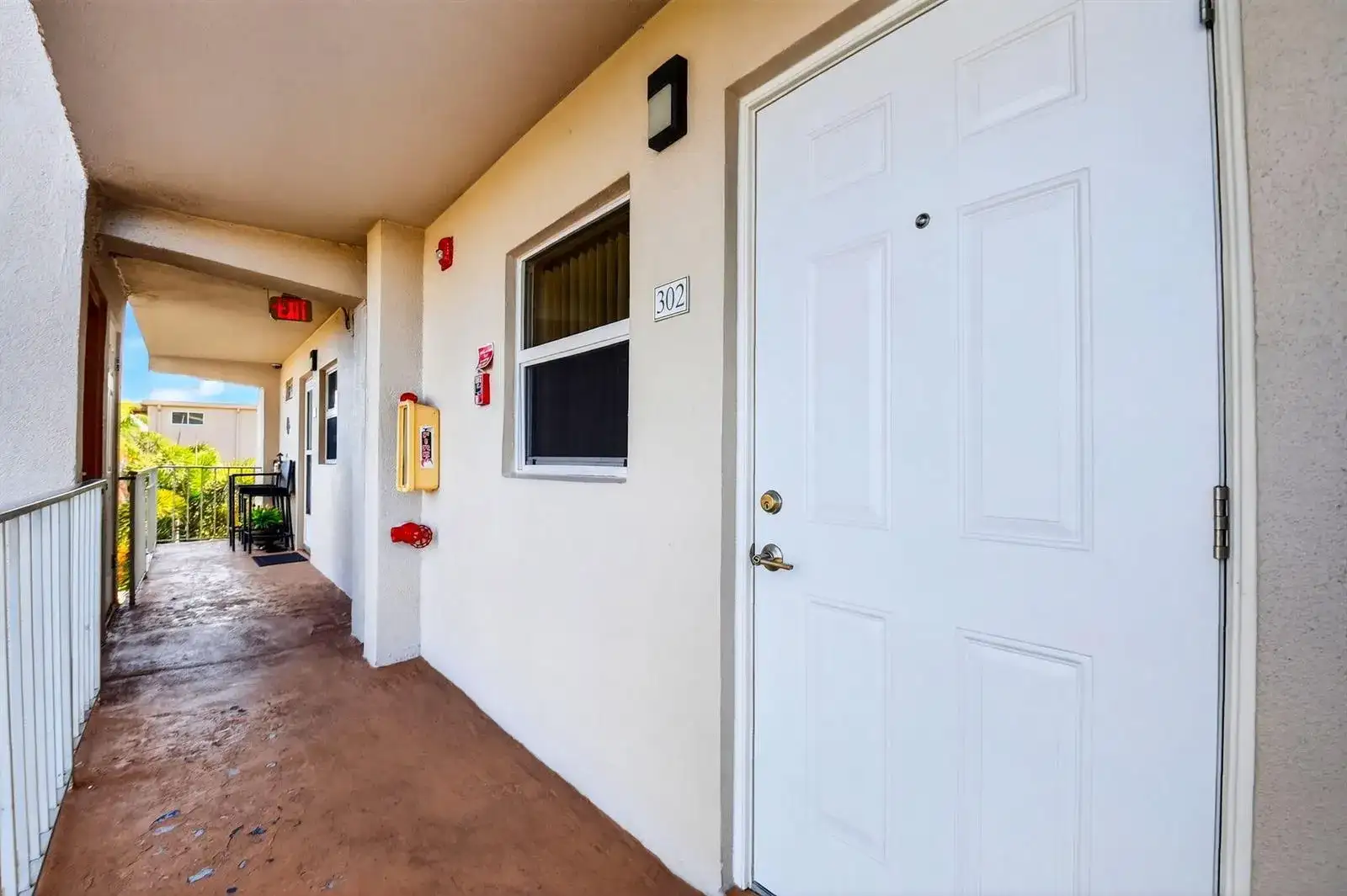 230 NE 26th Avenue # 302, Boynton Beach FL 33435 photo 4