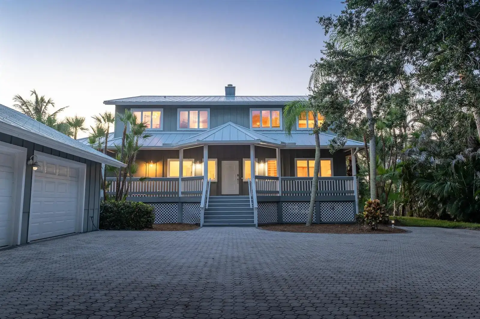 114 N SEWALLS POINT Road, Sewalls Point FL 34996 photo 2