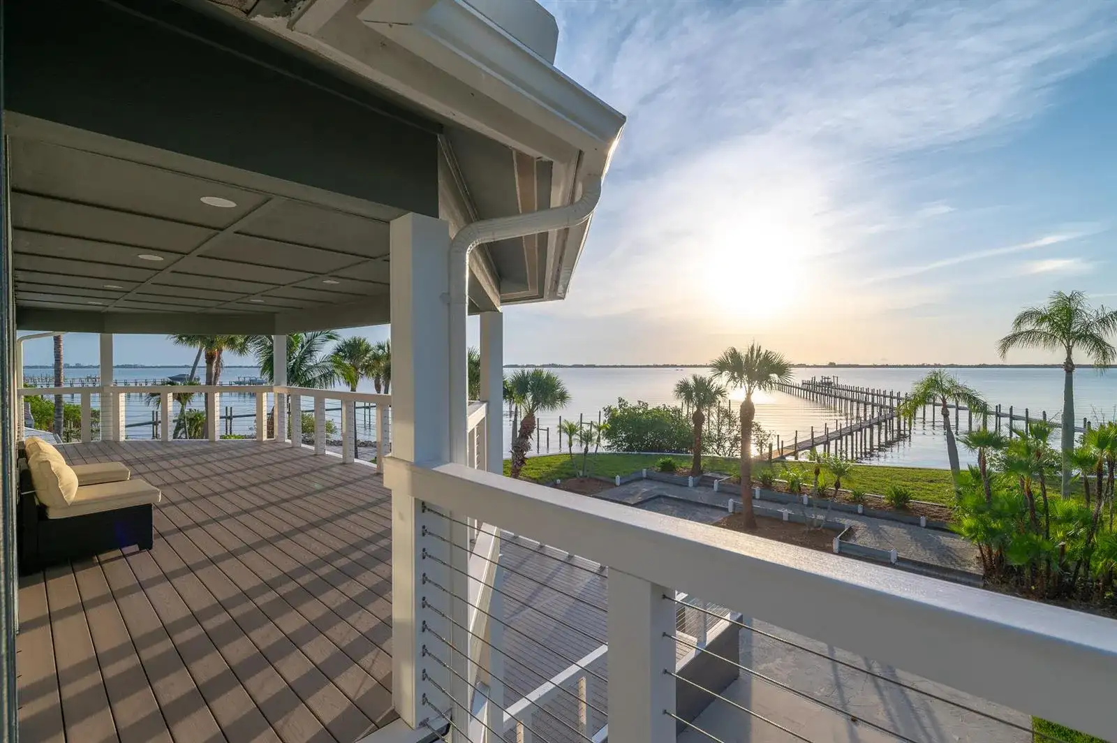 114 N SEWALLS POINT Road, Sewalls Point FL 34996 photo 3